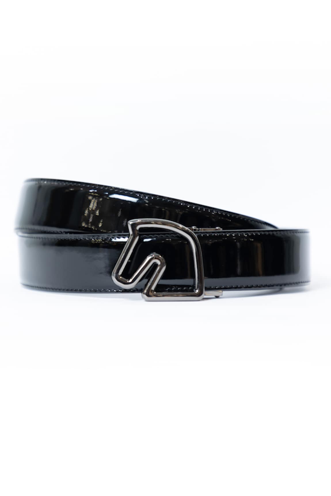 Vantier Glossy Patent Leather Horse Buckled Belt