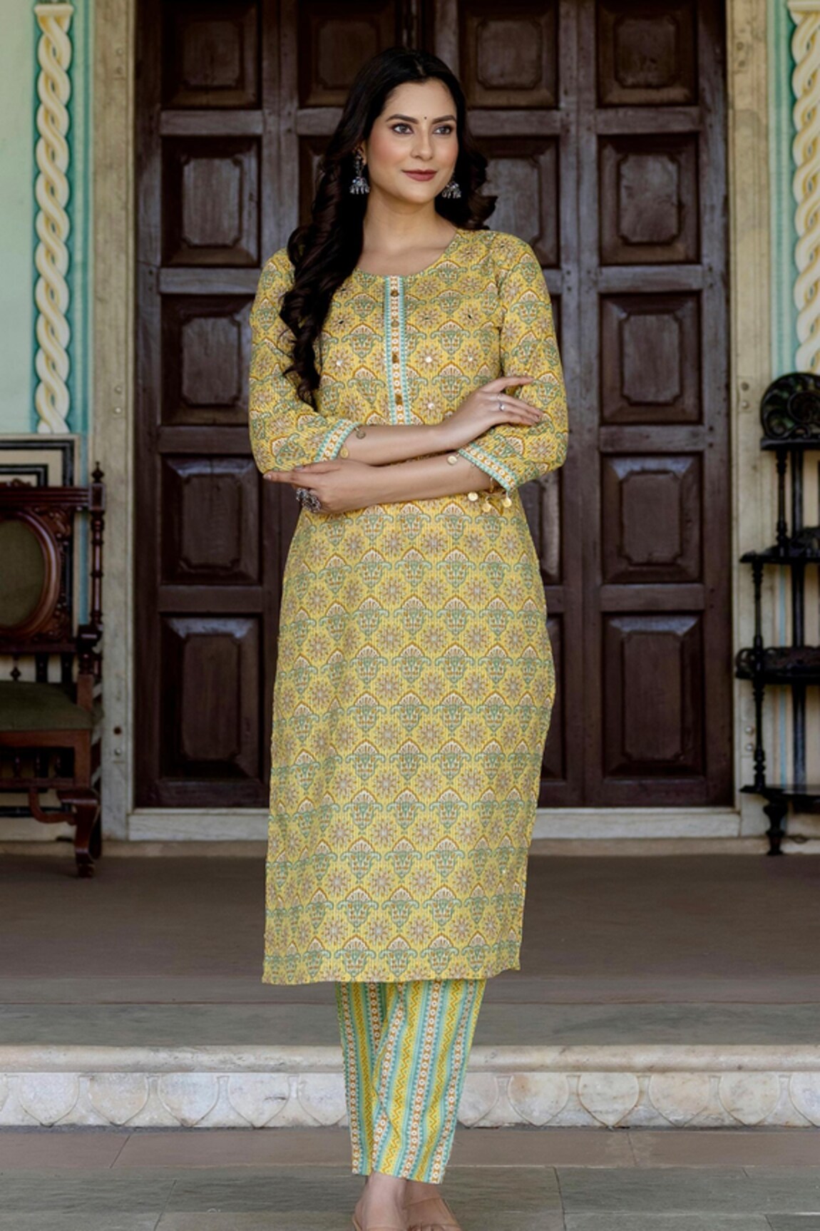 Kohsh Wildbloom Print Mirror Work Kurta With Pant