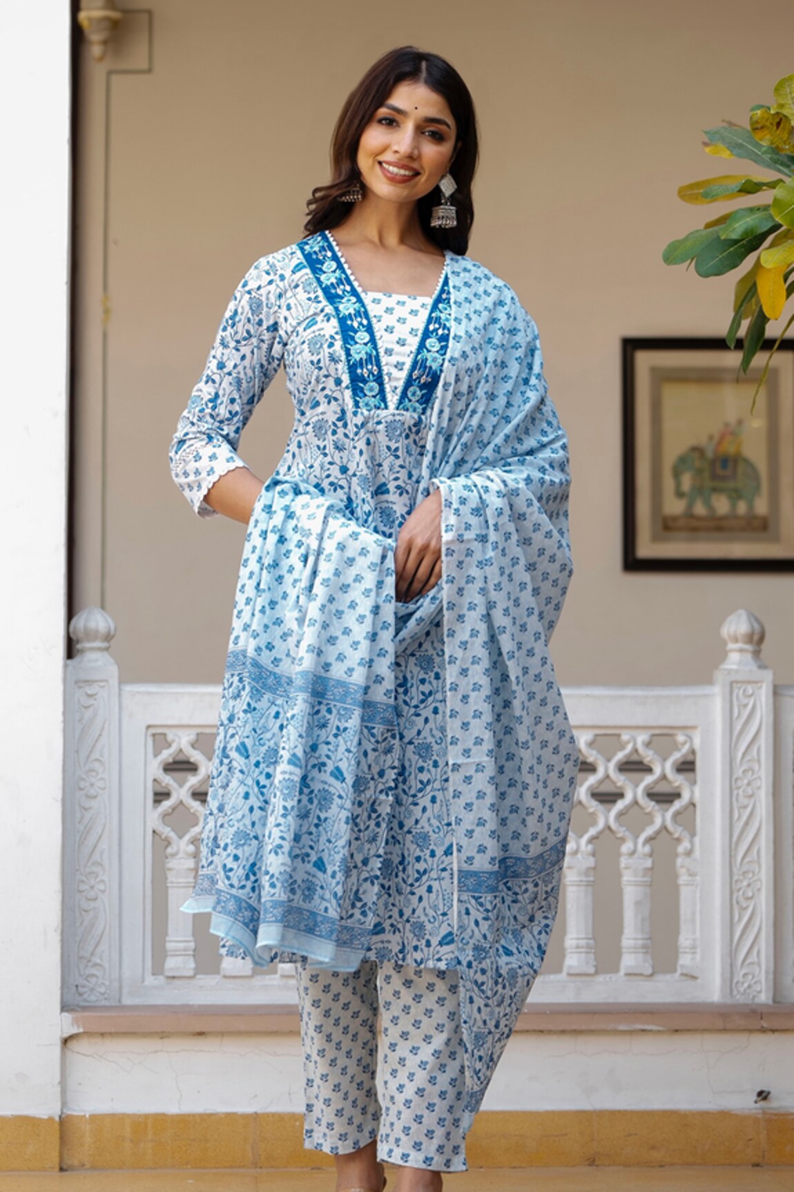 Kohsh Gullista Print Kurta Pant Set