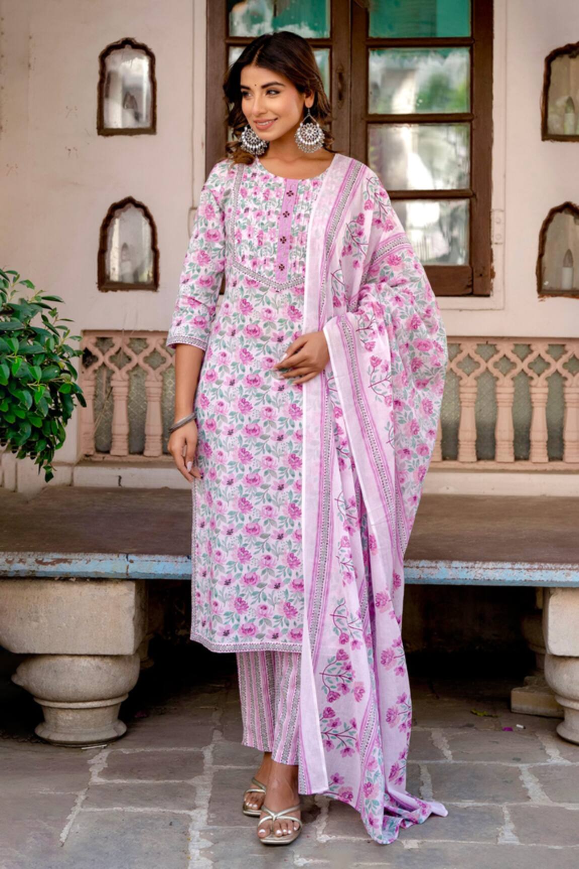 Kohsh Pansy Bloom Print Kurta Pant Set