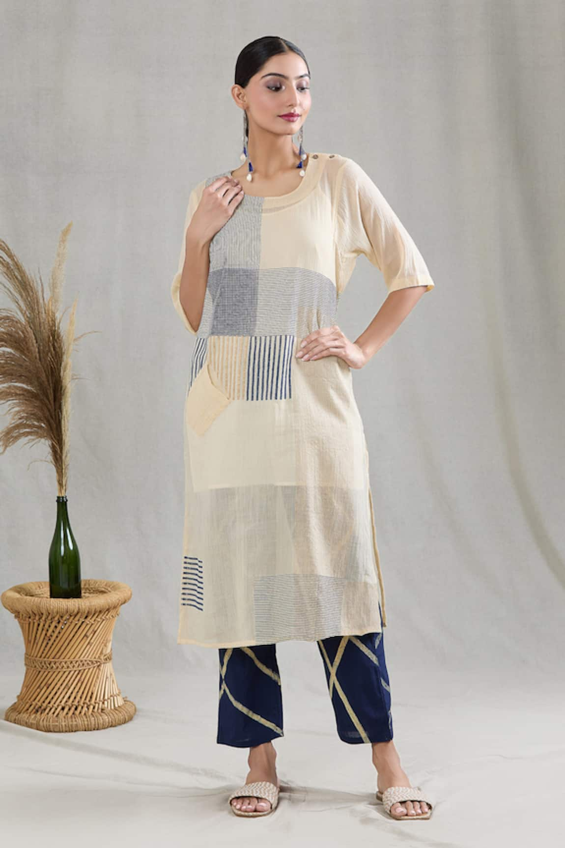 BANANA labs Striped Pattern Cotton Kurta & Pant Set