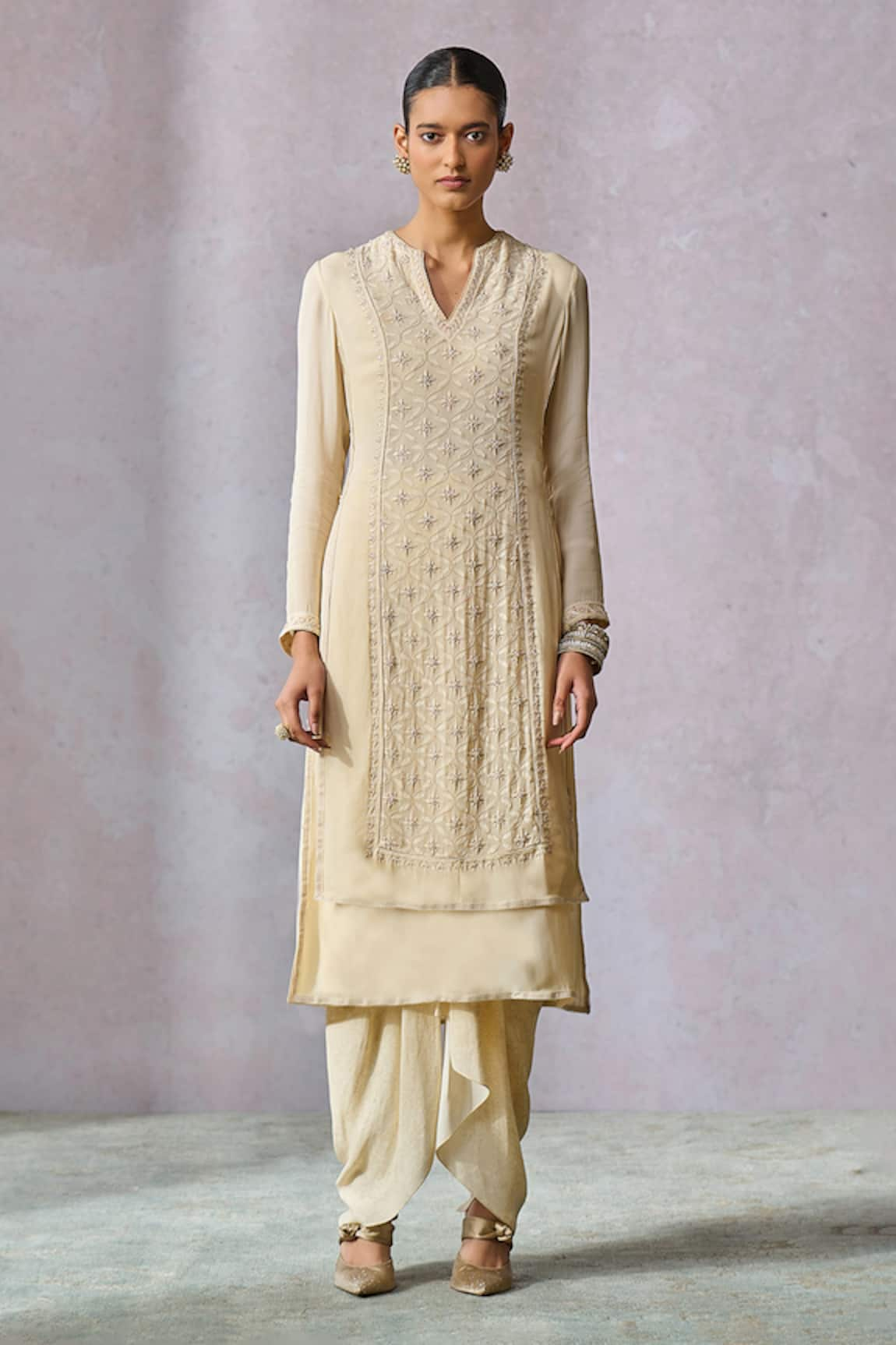 Tarun Tahiliani Floral Embroidered Layered Kurta With Dhoti Pant