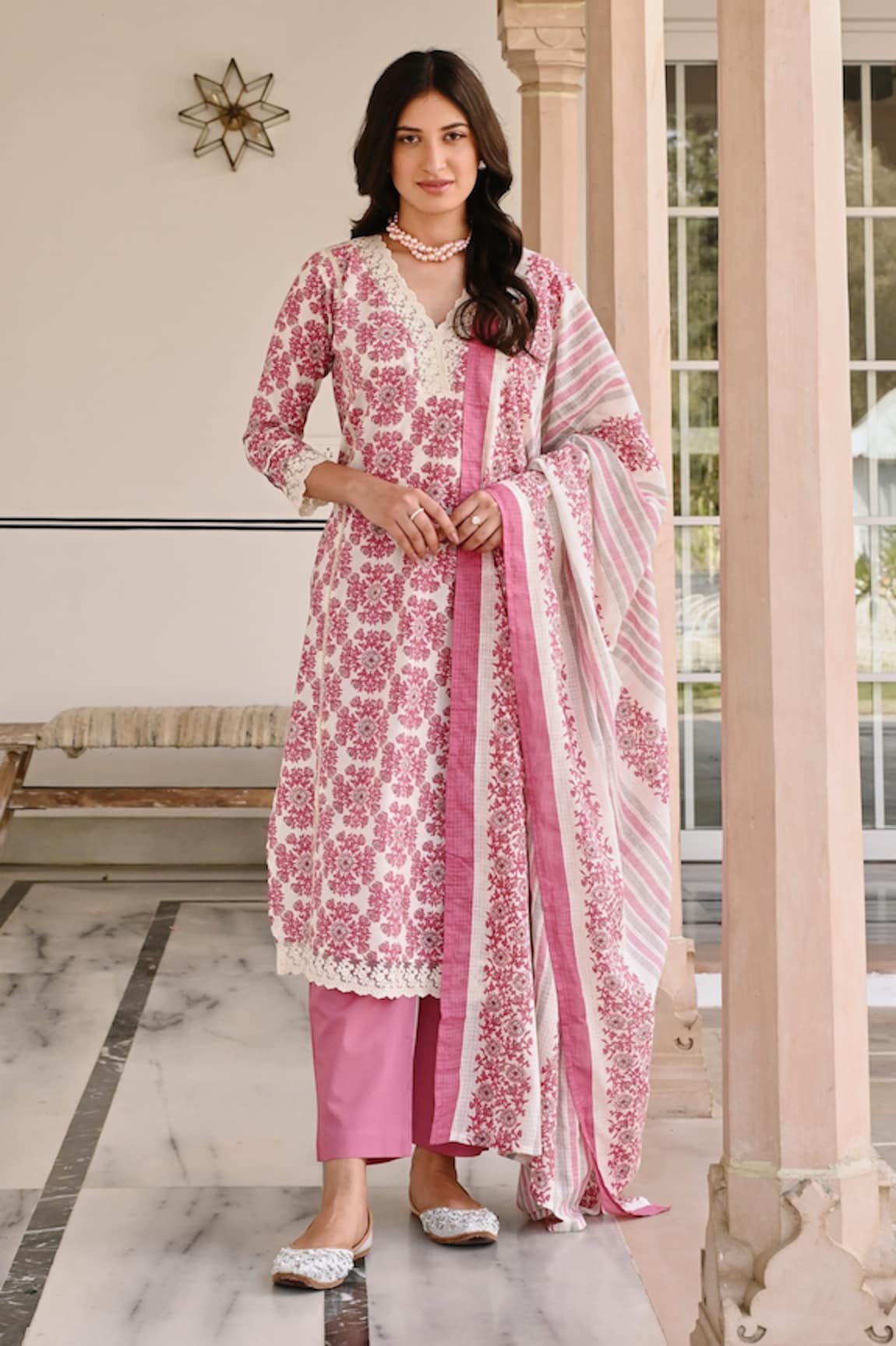 KARAJ JAIPUR Bouquet Print Kurta Set