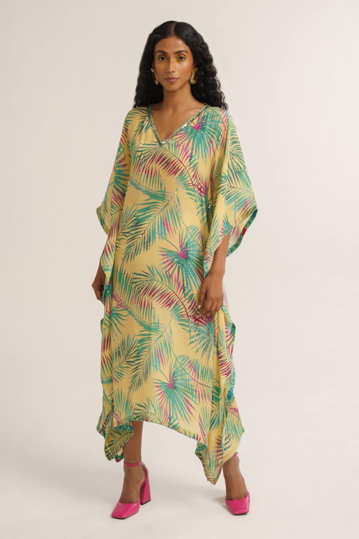 Vishala Shree Chrysanthemum Print Kaftan