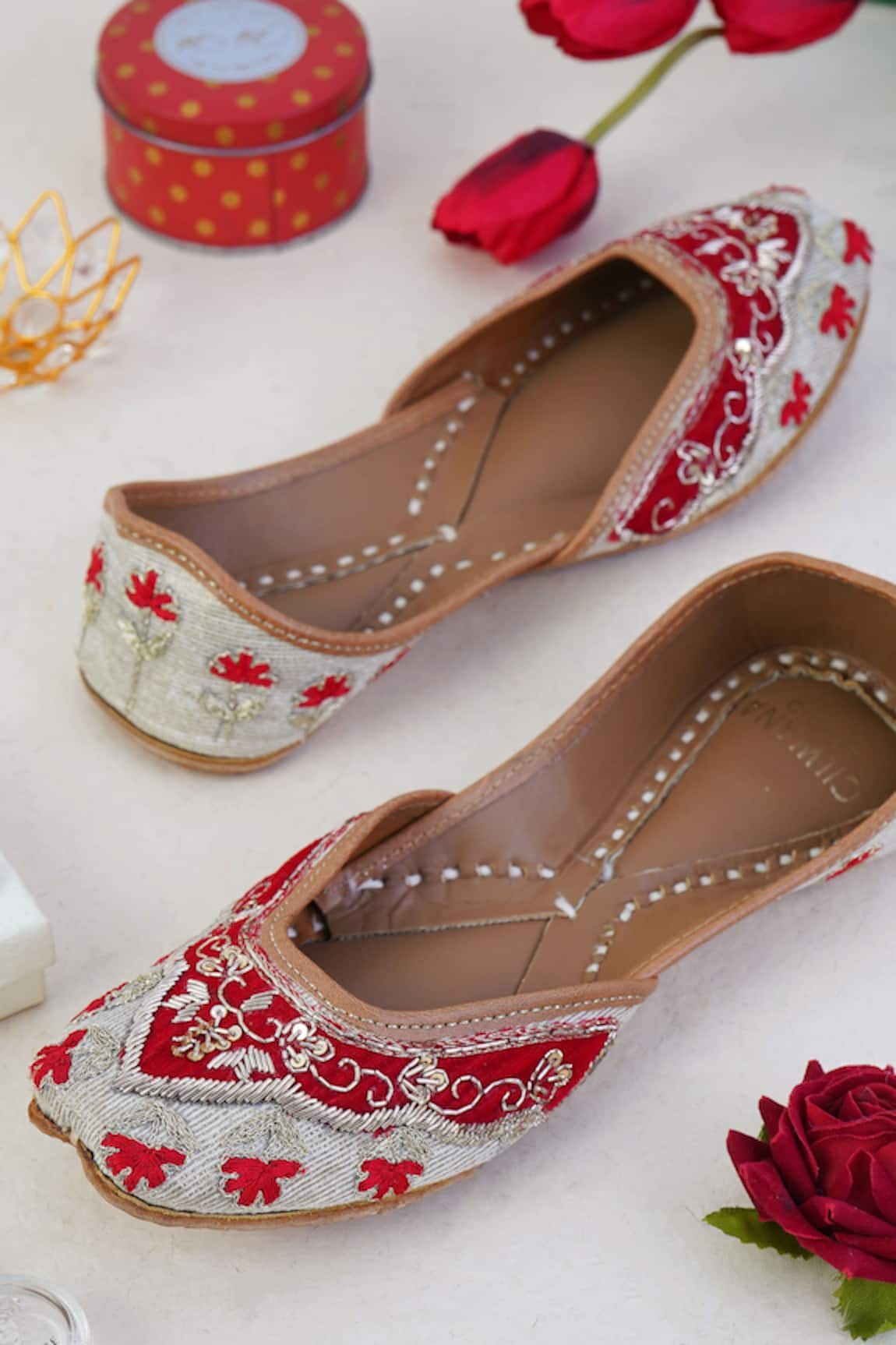 Cilwana Studio Cutdana & Dabka Embroidered Juttis