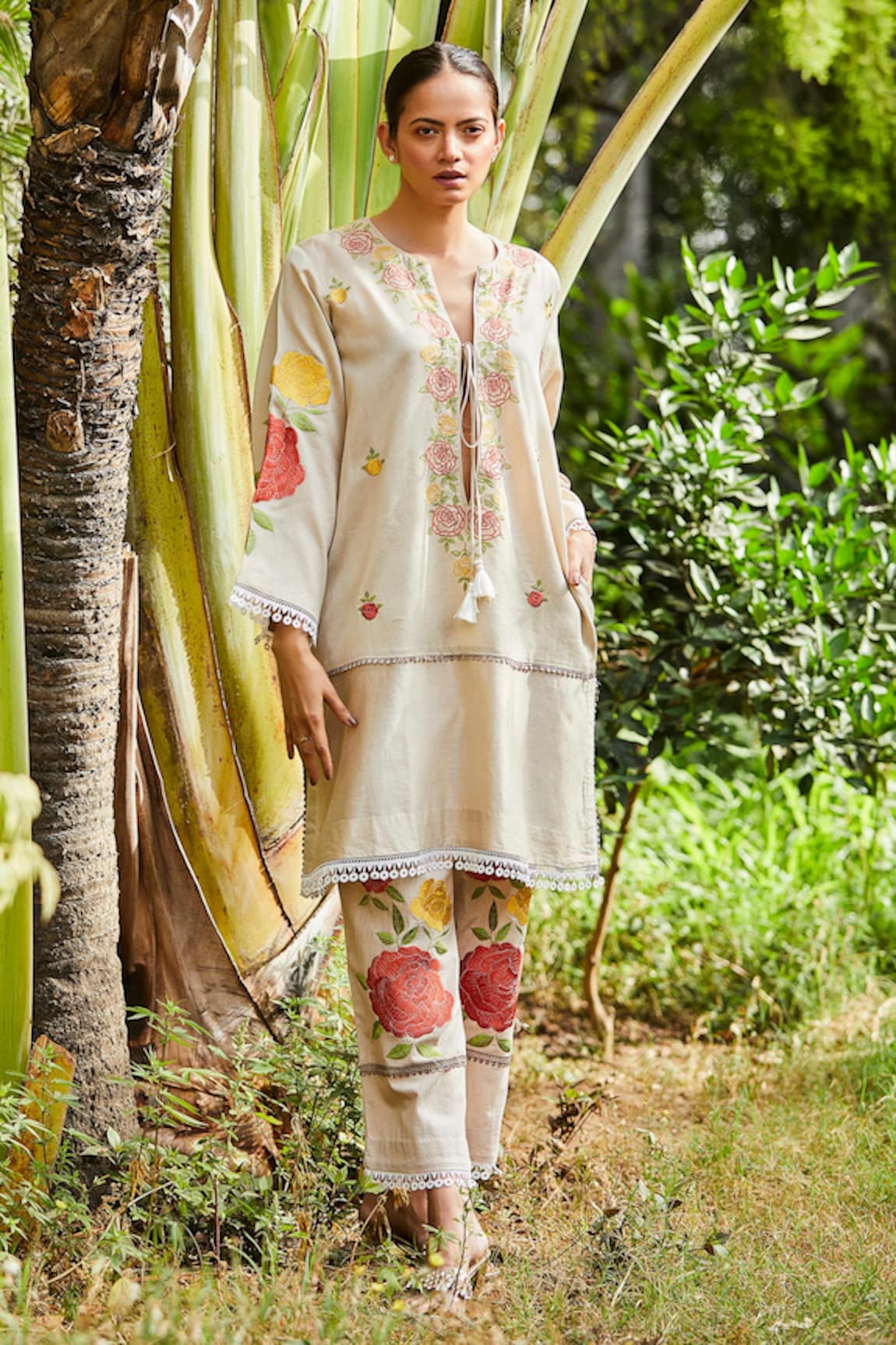 Bo tree Aurora Breeze Floral Motif Embroidered Kurta & Pant Set