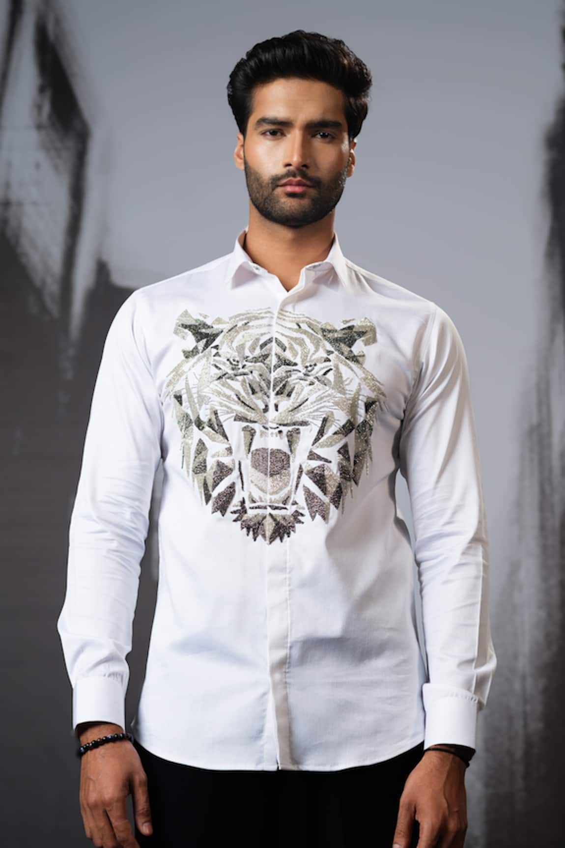 Sanjana reddy Designs 3D Tiger Face Embroidered Shirt