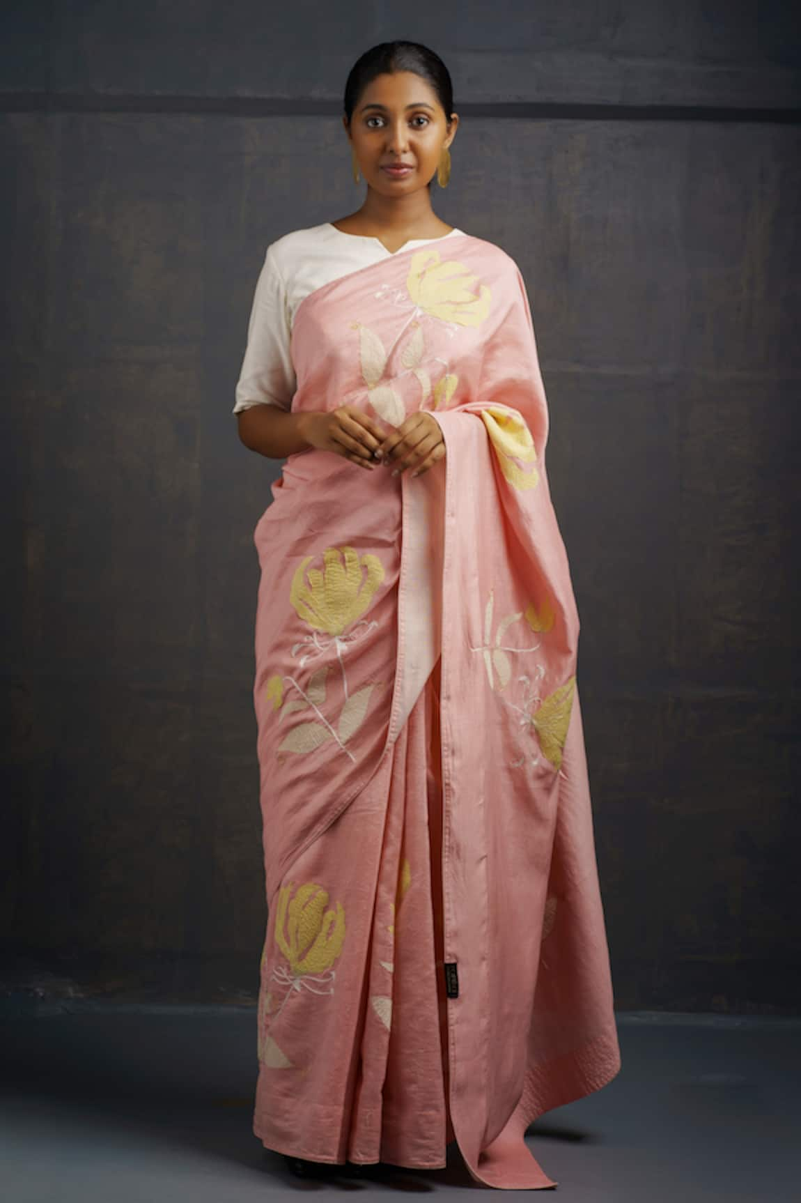 Rouka by Sreejith Jeevan Abstract Floral Embroidered Saree With Unstitched Blouse Piece