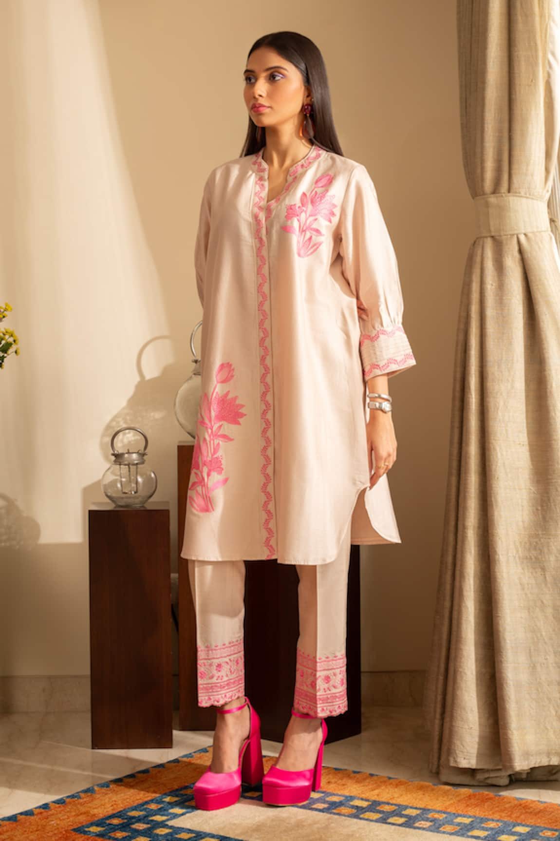 House of Inari Gul-meh Floral Embroidered Straight Kurta With Pant