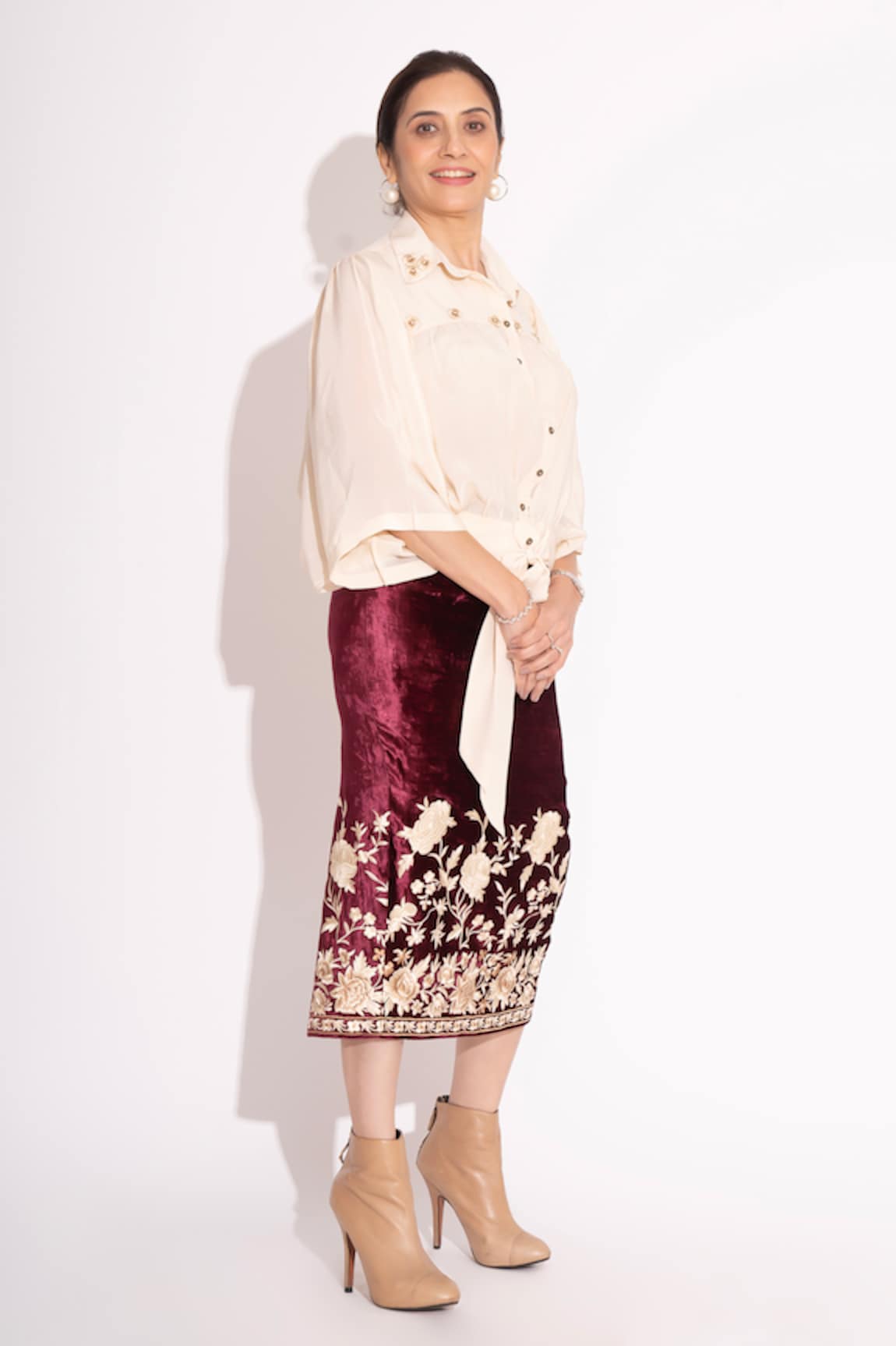 House of Inari Floral Embroidered Straight Skirt