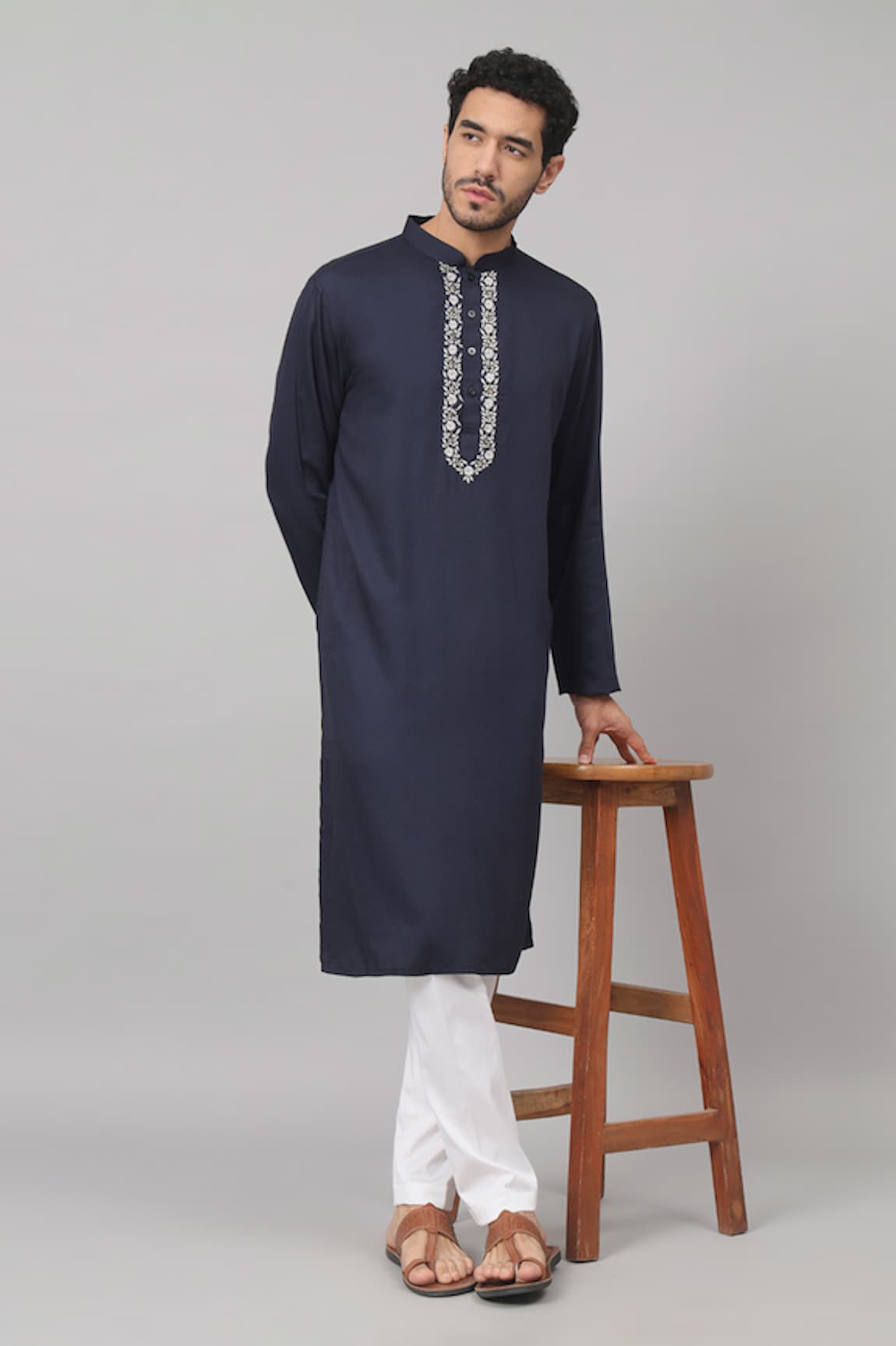 Hilo Design Marinho Embroidered Neckline Kurta & Pant Set