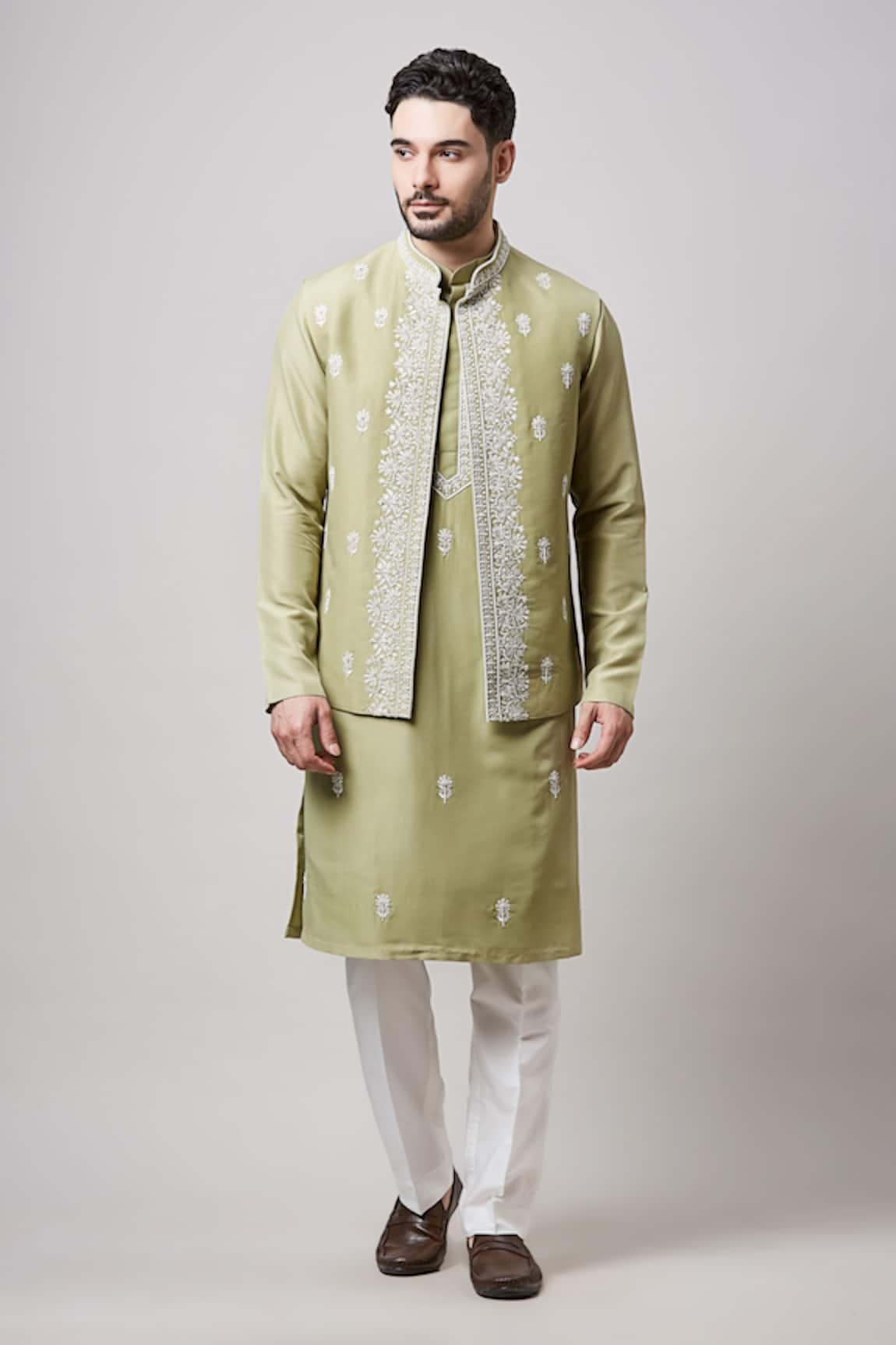 Sanjev Marwaaha Thread Embroidered Bundi Kurta Set