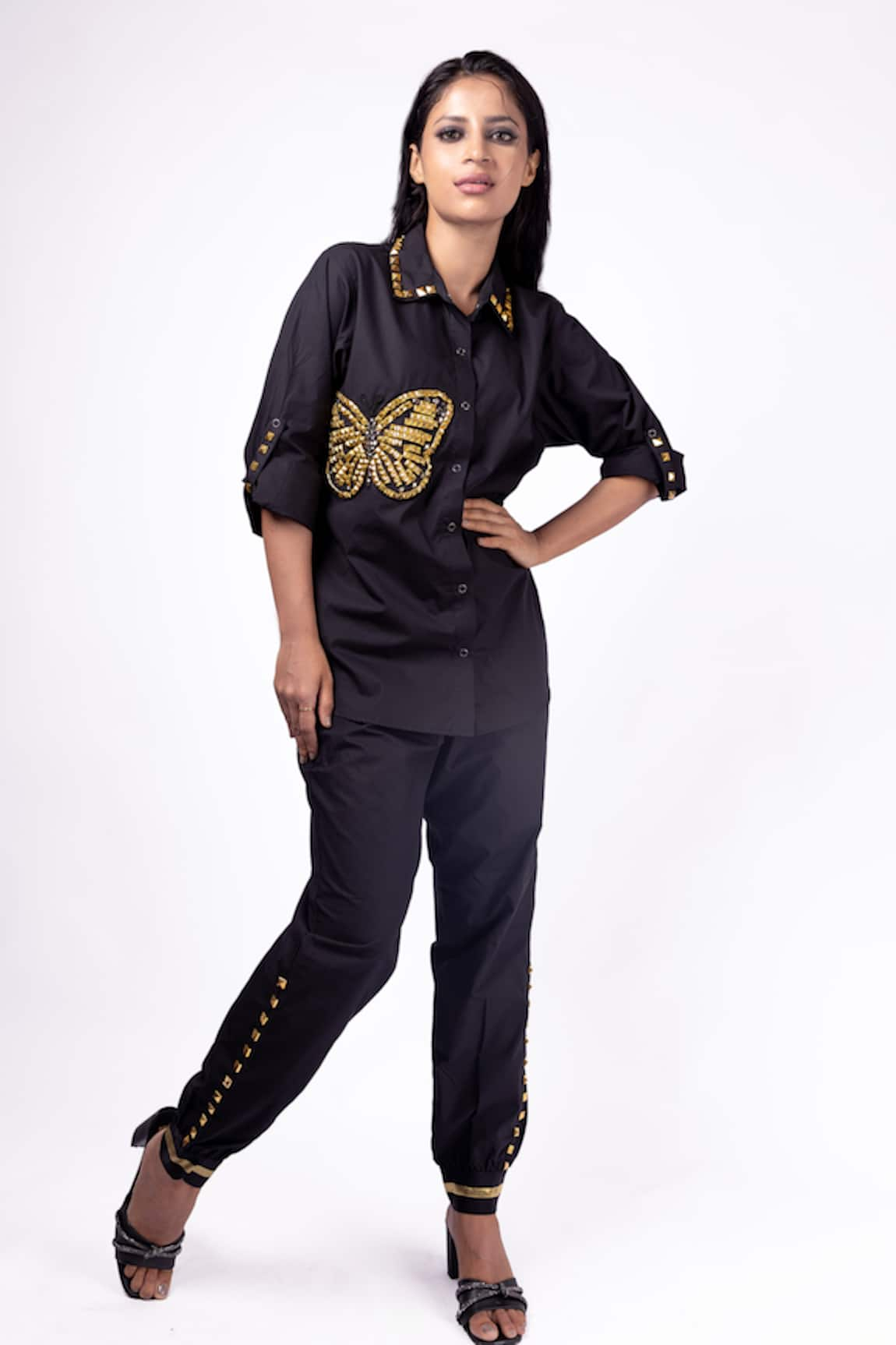 Richaa Goenka Studs Hand Embroidered Cotton Shirt & Pant Set