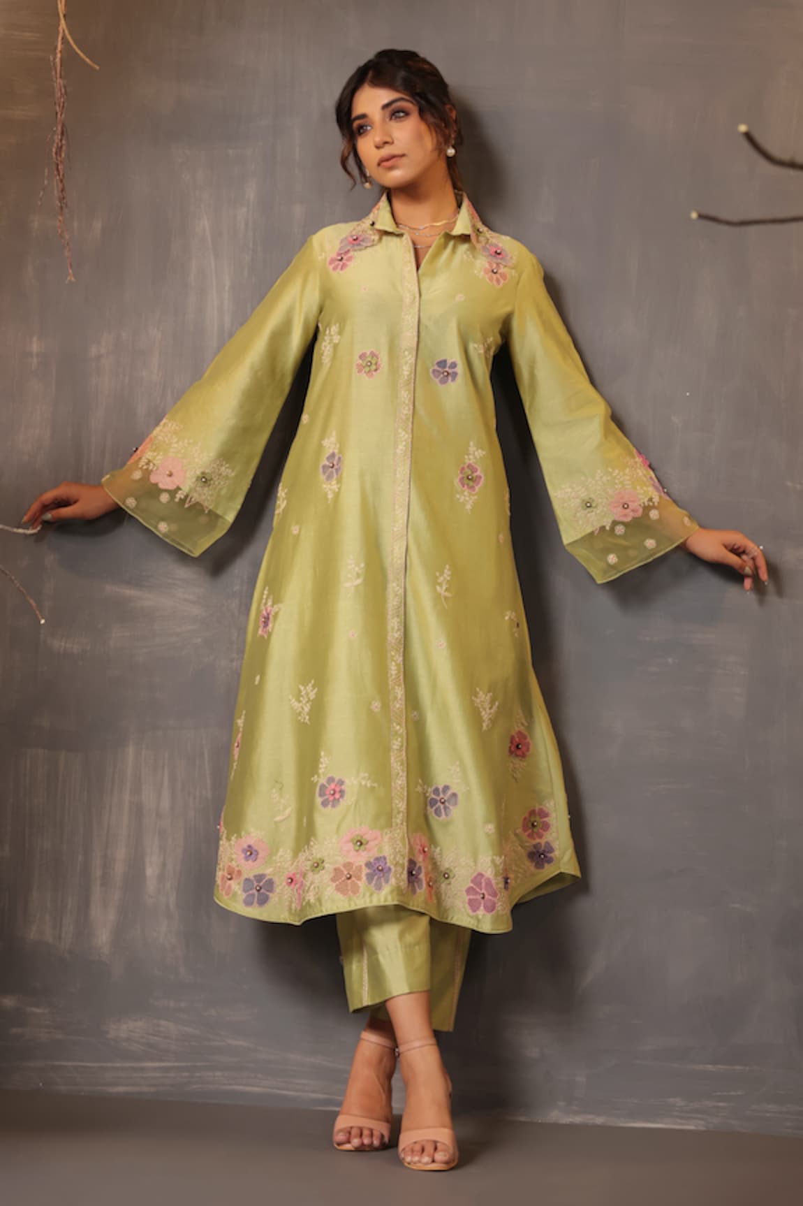 Label Niti Bothra Chanderi Silk Applique Work Shirt Kurta & Pant Set