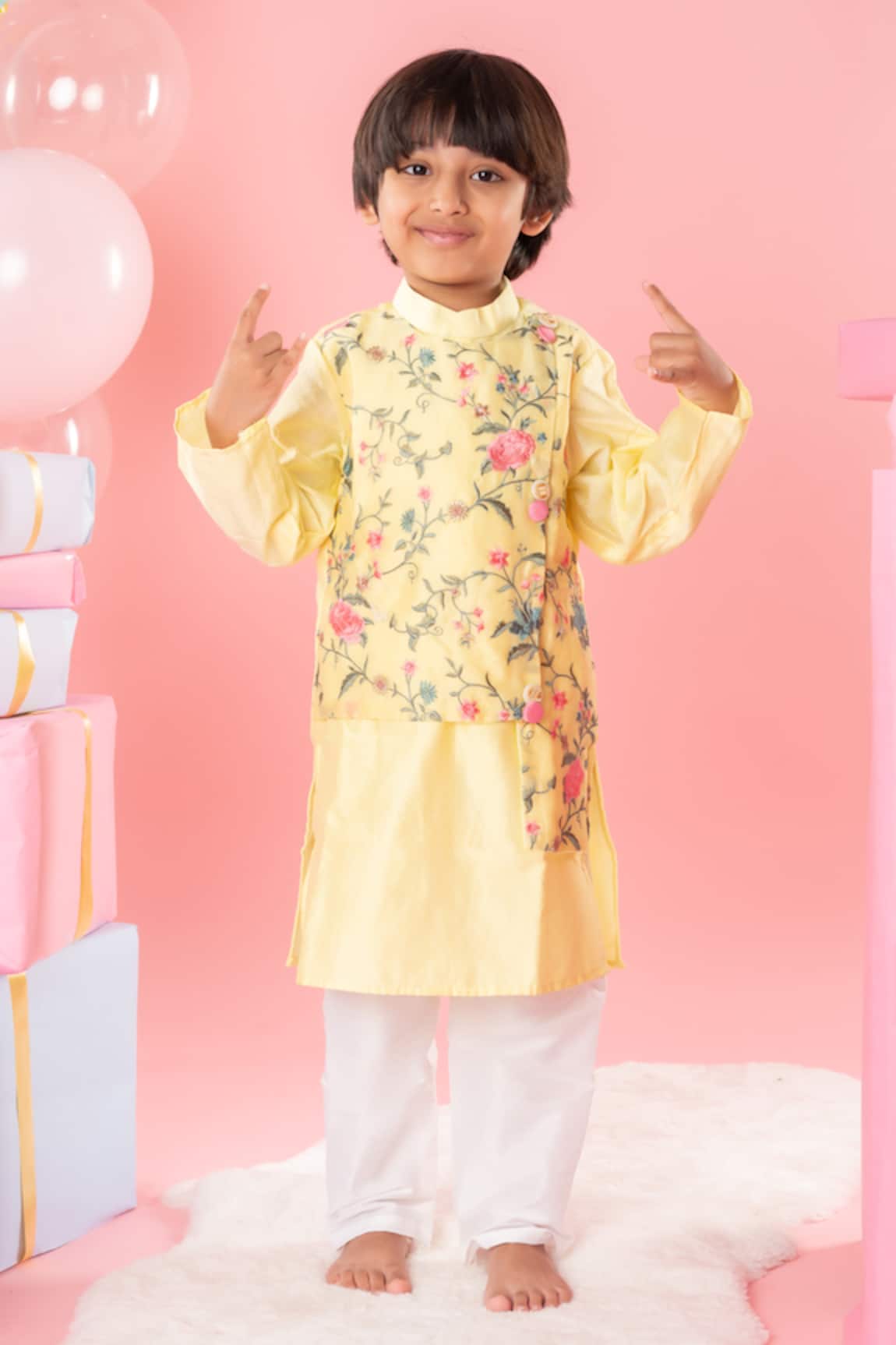 Kirti Agarwal - Pret N Couture Floral Embroidered Kurta & Pyjama Set