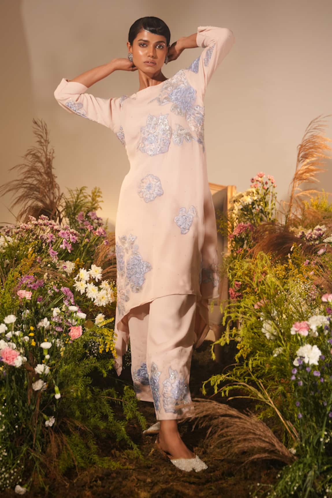 Midushi Bajoria Flora Applique Swarovski Embellished Kurta With Pant