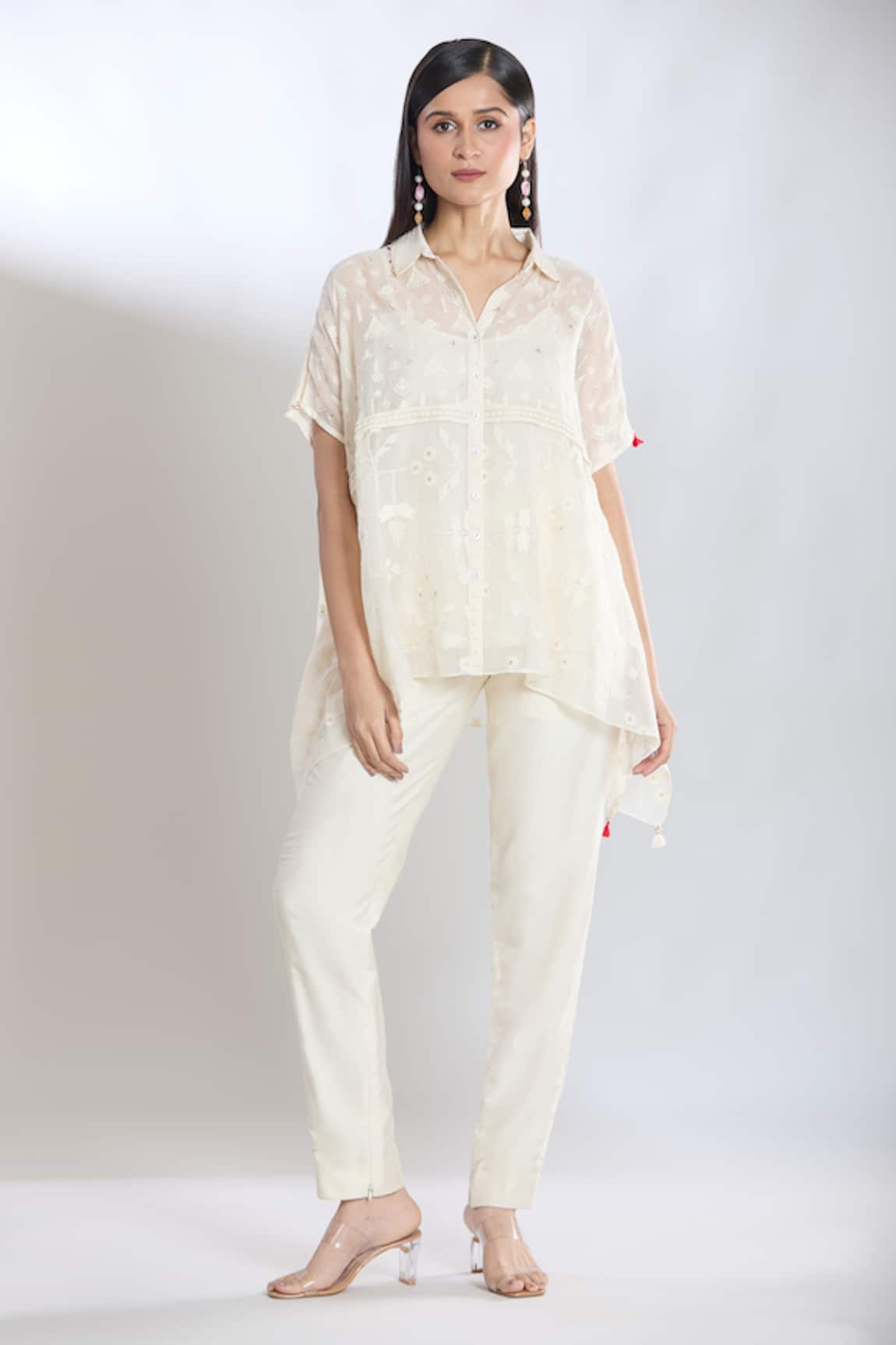 SHRADDHA RAMBHIA Thread Embroidered Asymmetric Shirt