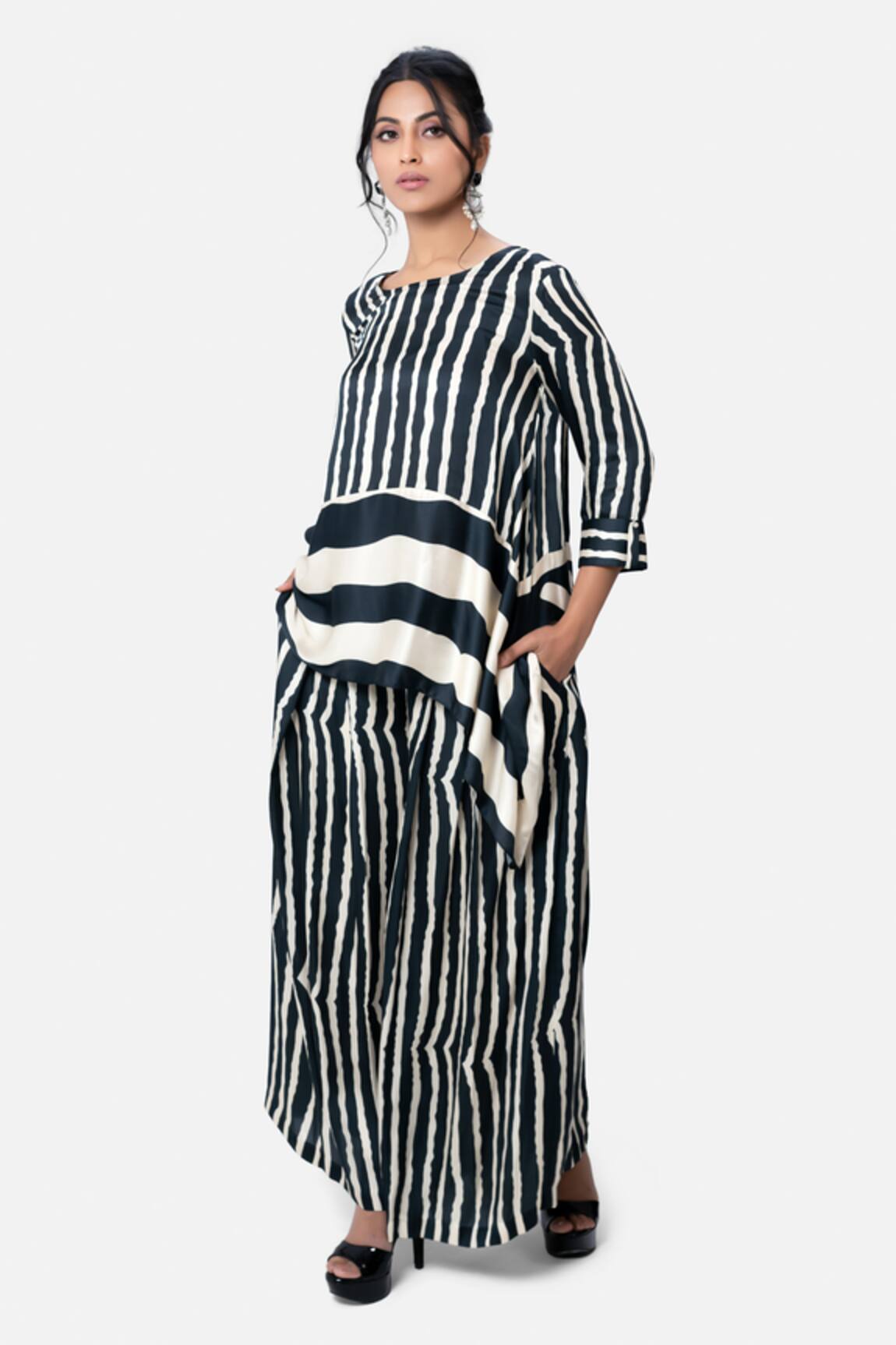 Kelaayah Stripe Print Asymmetric Tunic With Pant