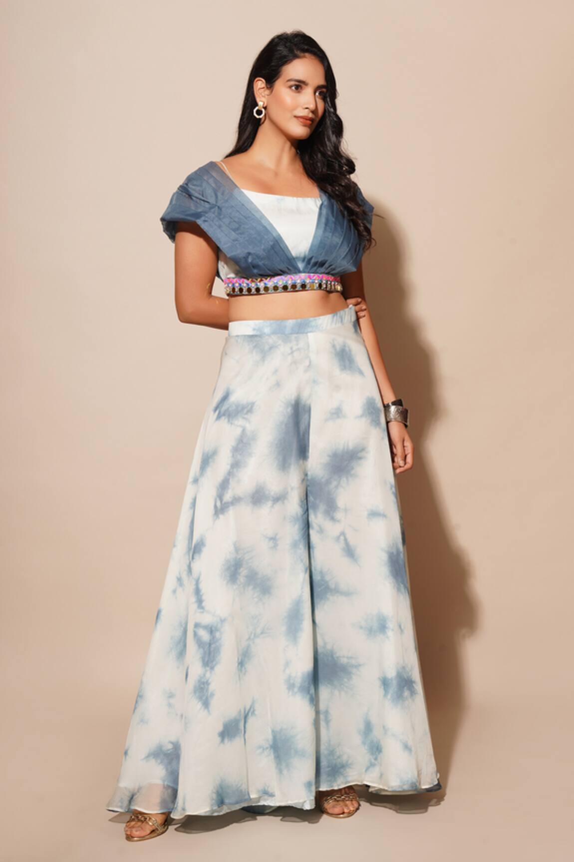Chaashni By Maansi And Ketan Abstract Print Pleated Panel Top With Flared Pant 