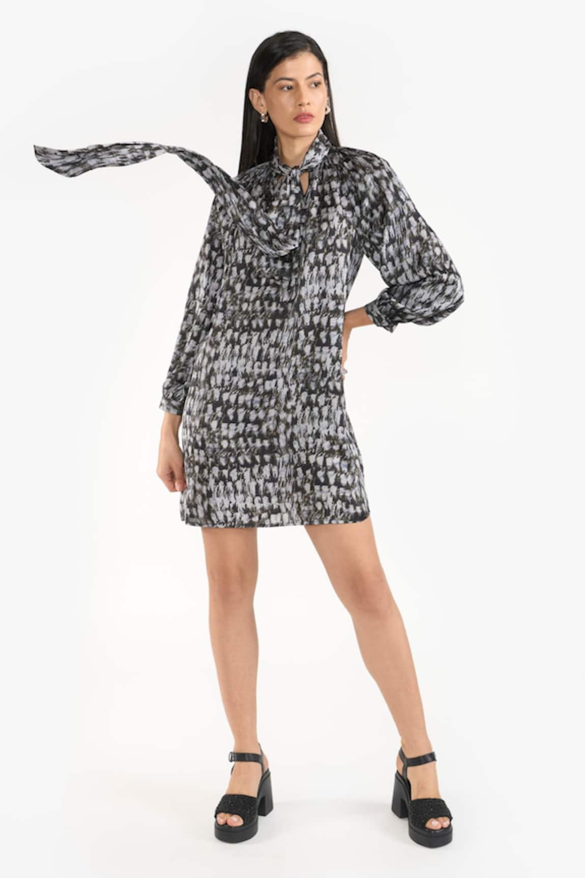 PERONA Smara Abstract Print Dress