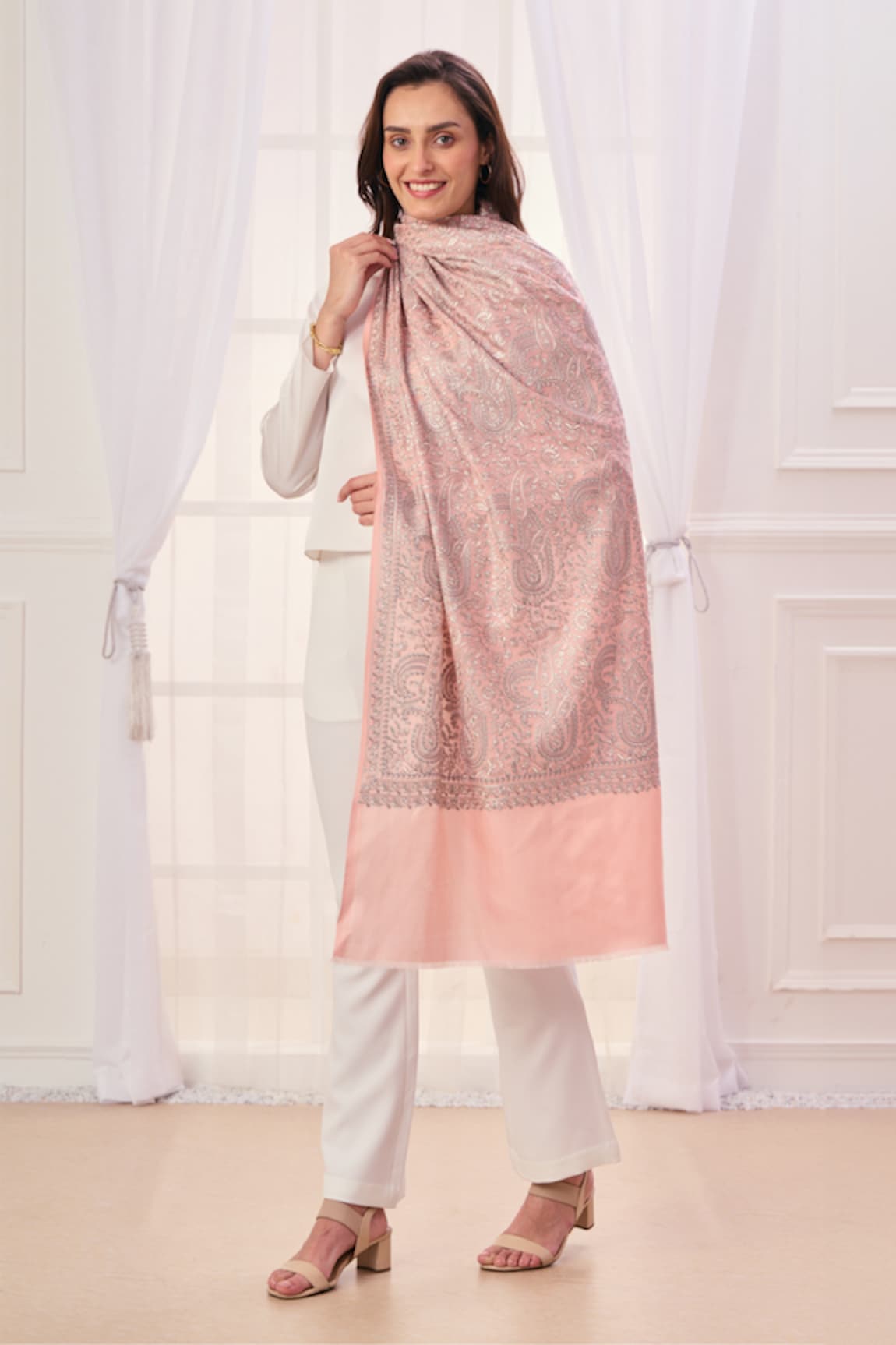 Taroob Sozni Embroidered Stole