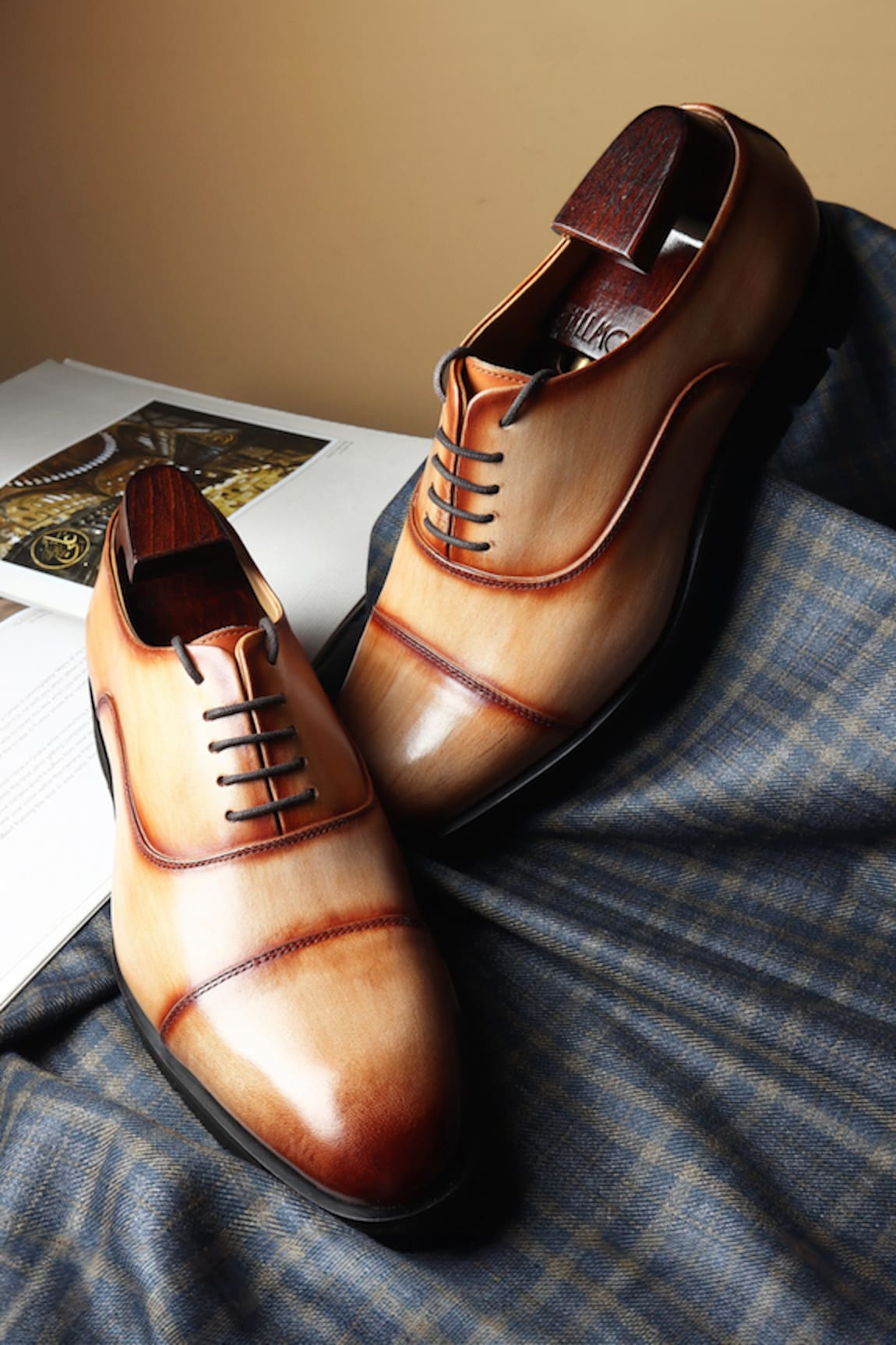 FELLMONGER Leather Handpainted Oxford Shoes