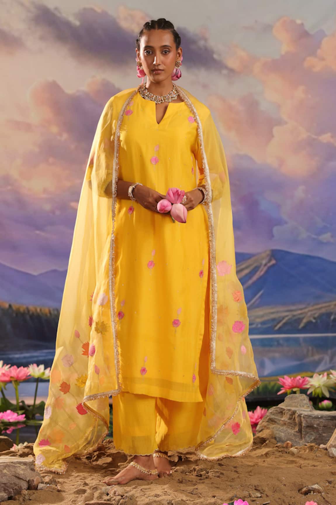 Charu Makkar Floral & Zari Embroidered Kurta Pant Set