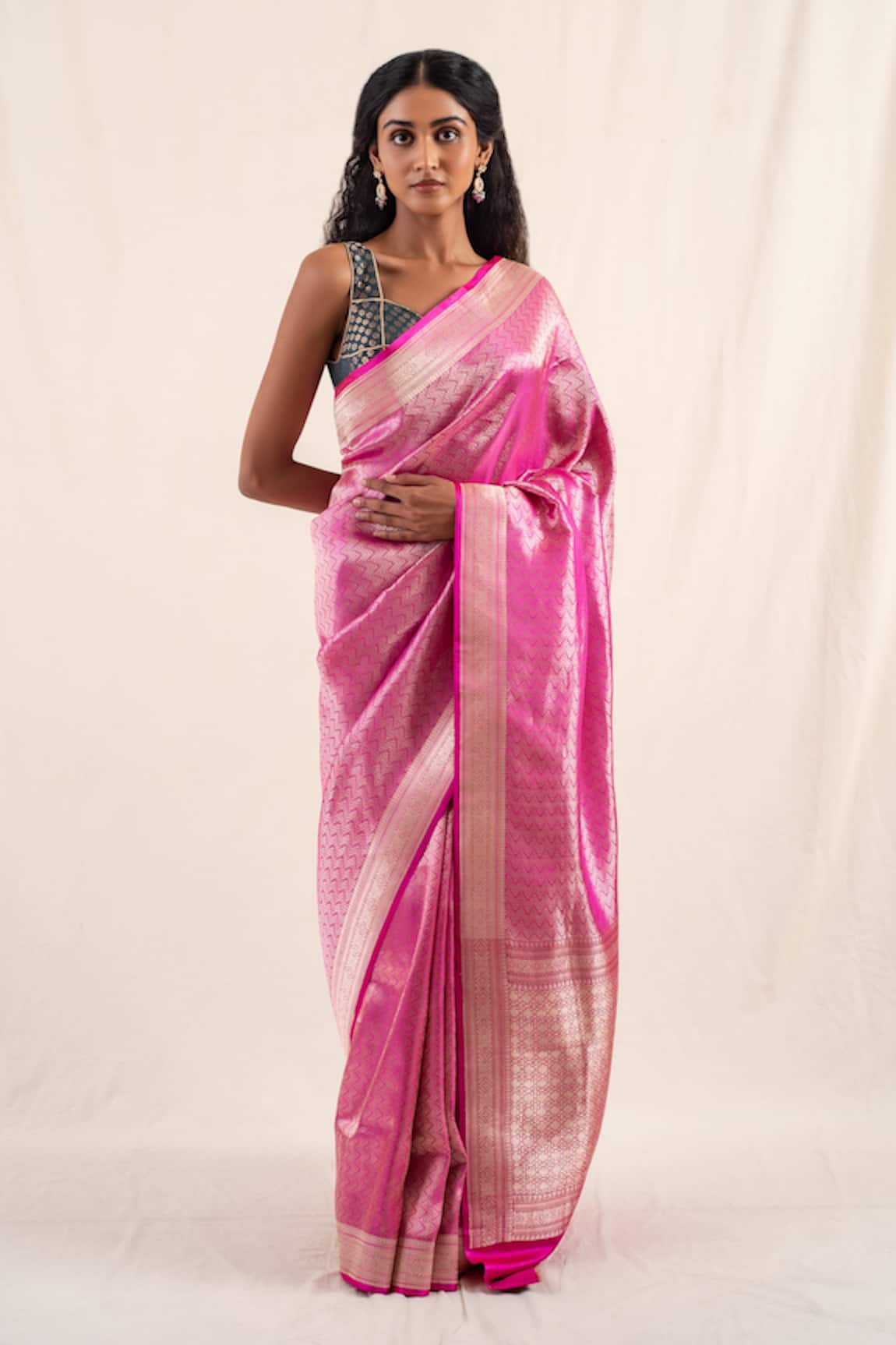 Priyanka Raajiv Sarafa Herringbone Pattern Saree With Unstitched Blouse Piece