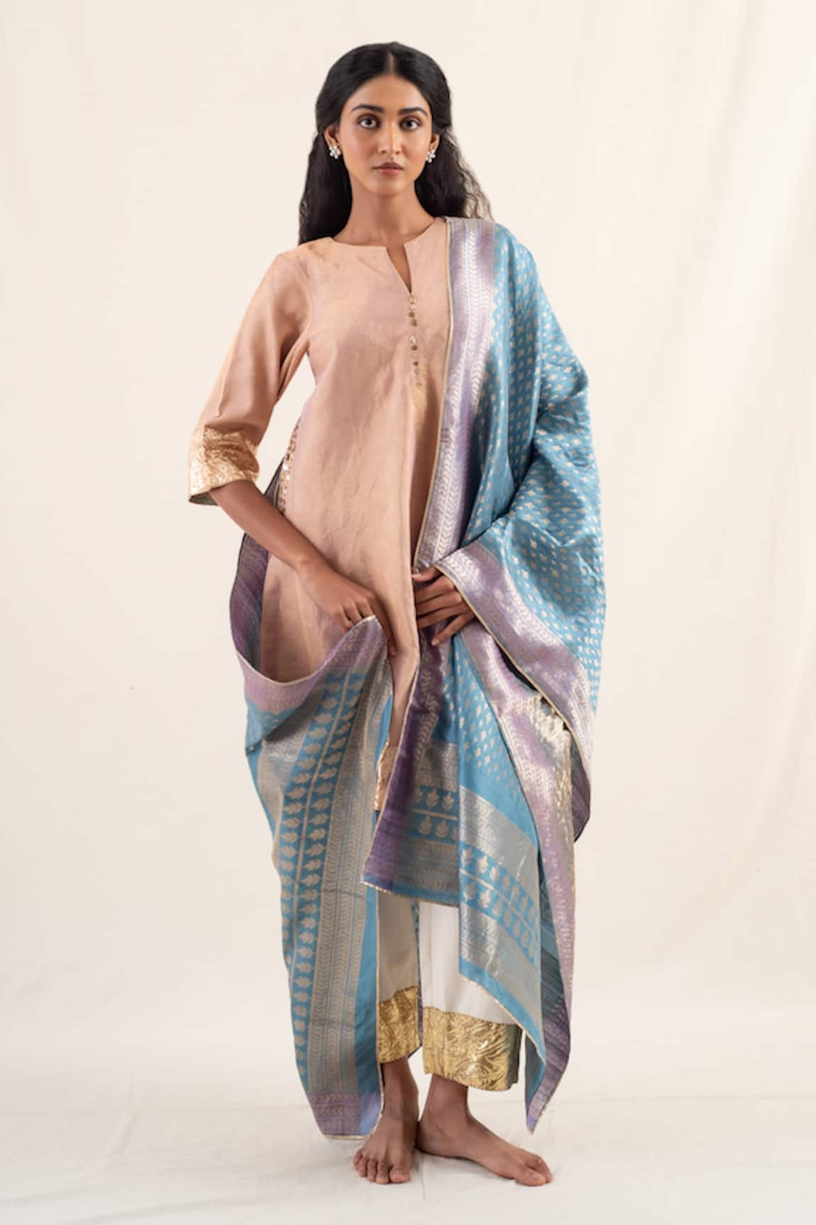 Priyanka Raajiv Shor Geometric Pattern Dupatta