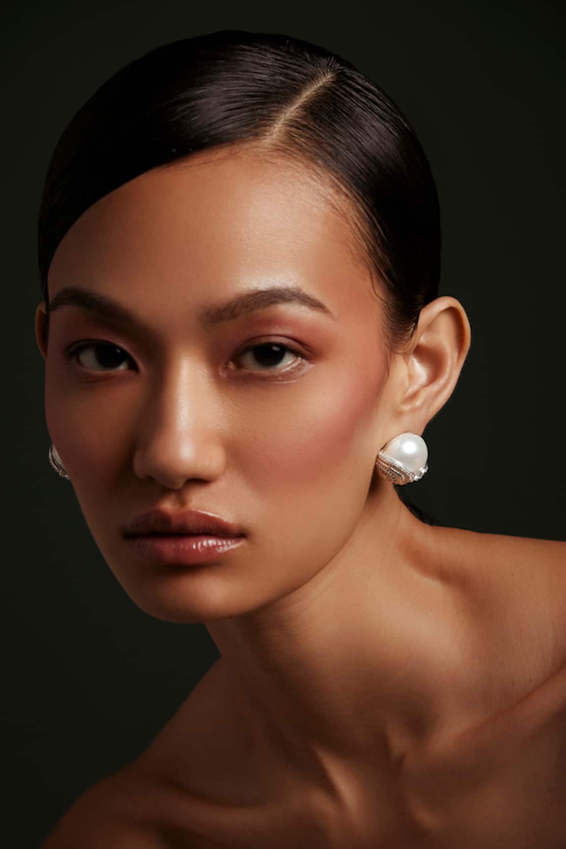 Anaash Prism Pearl Stud Earrings