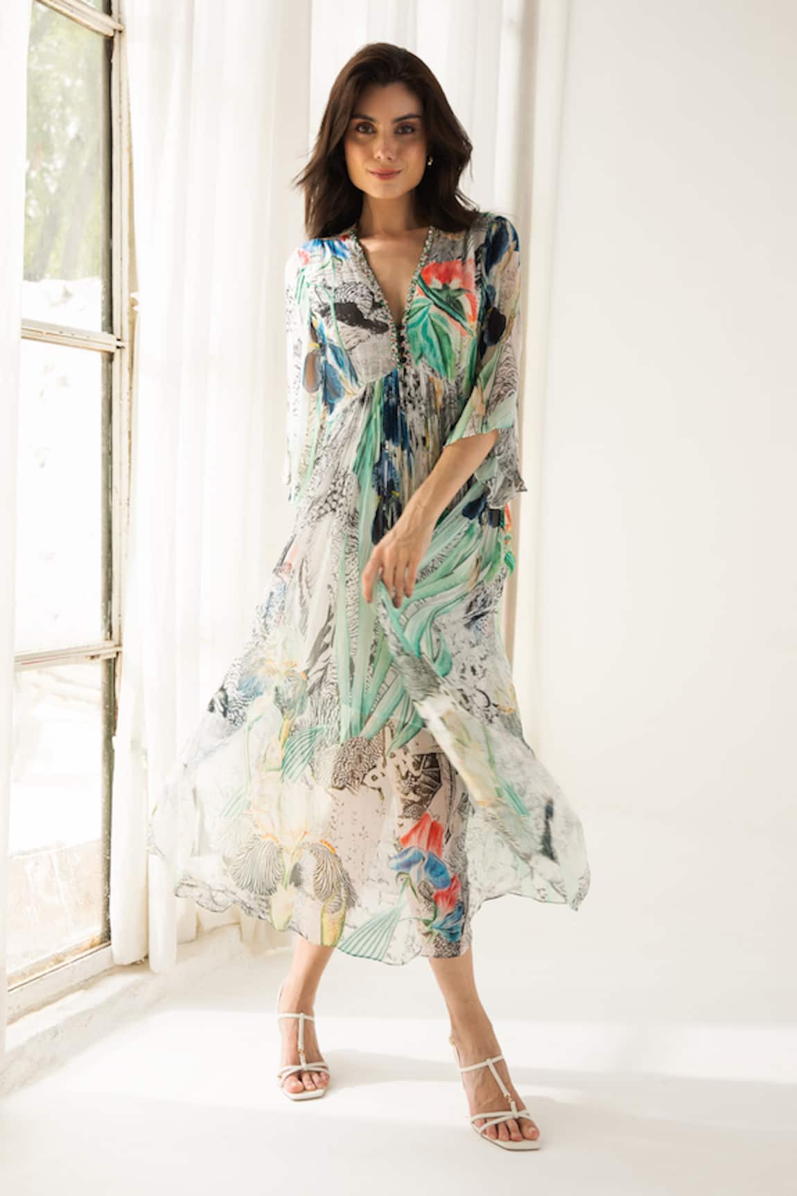 REENA SHARMA Advika Abstract Print Dress