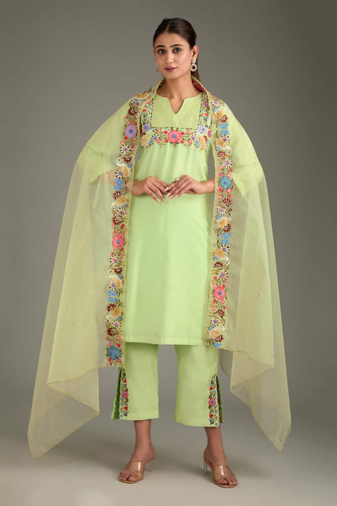 Label Deepshika Agarwal Placed Floral Embroidered Kurta Set 