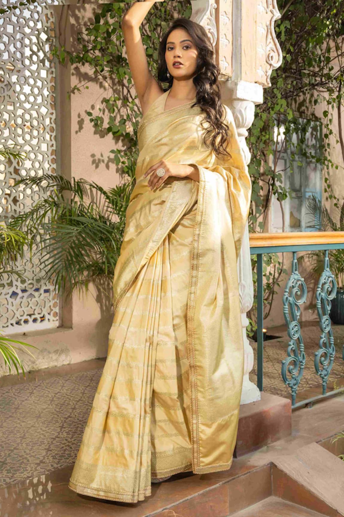 Zal From Benaras Rangkat Bahar Woven Banarasi Handloom Silk Saree With Unstitched Blouse Piece