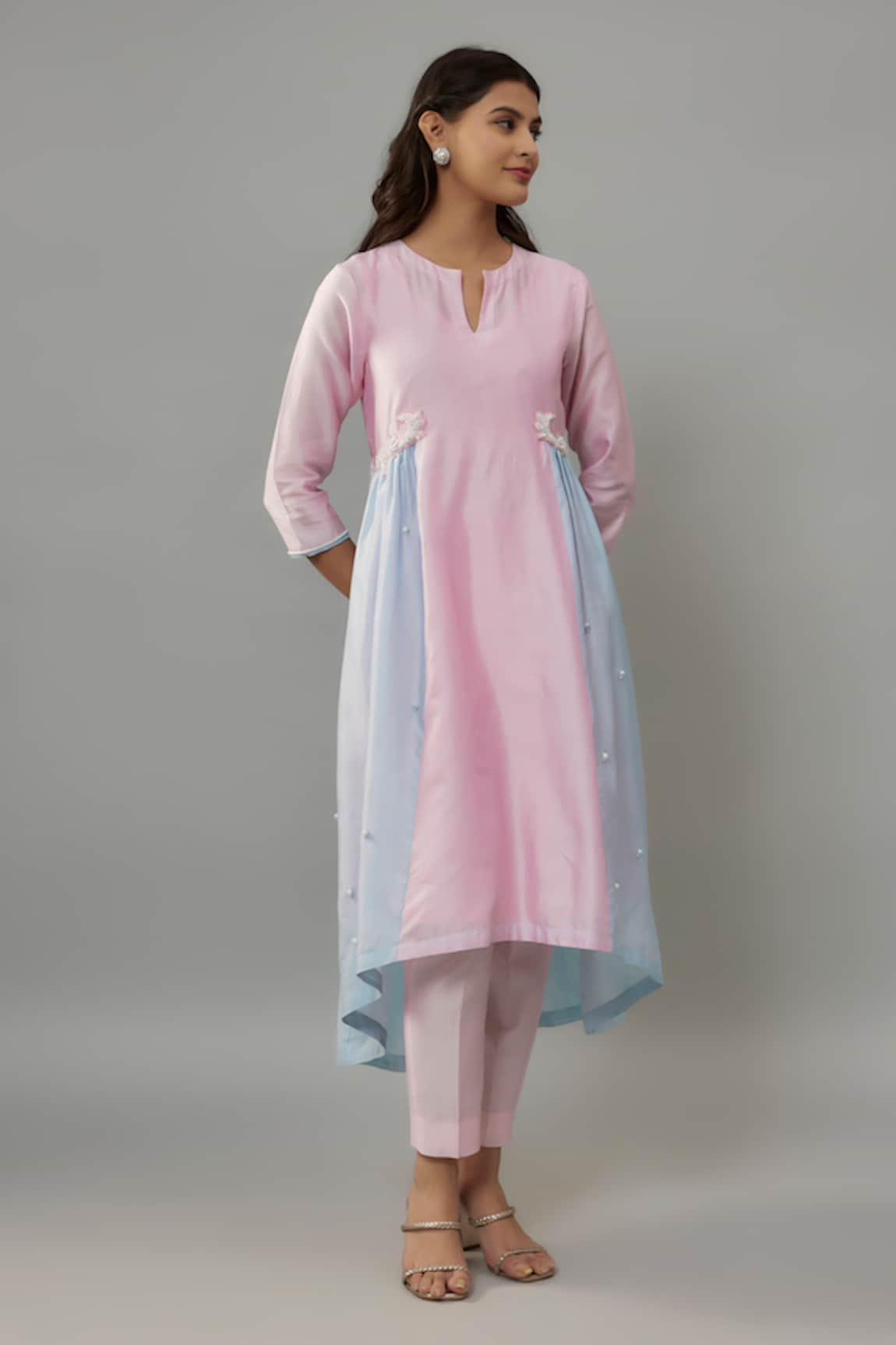 The Aarya Pearls Embroidered Kurta & Pant Set