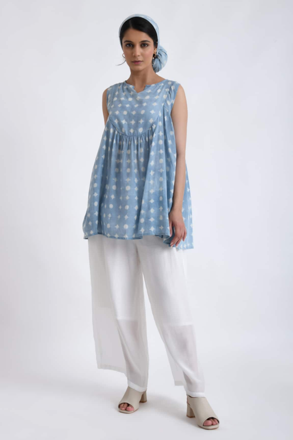 Jayati Goenka Cotton Sleeveless Yoke Print Top With Pant