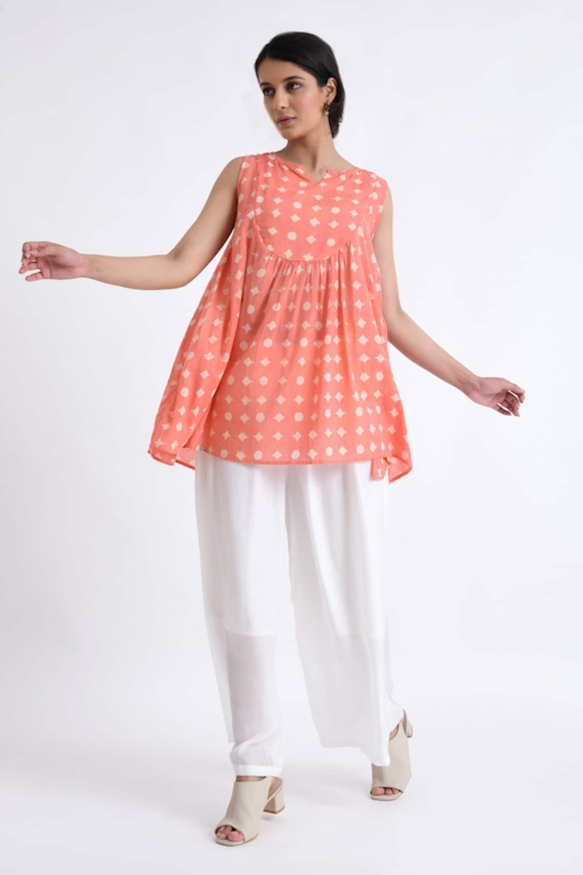 Jayati Goenka Cotton Gathered Yoke Print Top With Pant