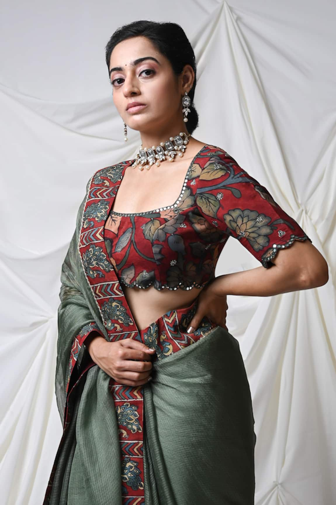 AAMRA BY LAVANYA Botanical Hand Painted Saree Blouse