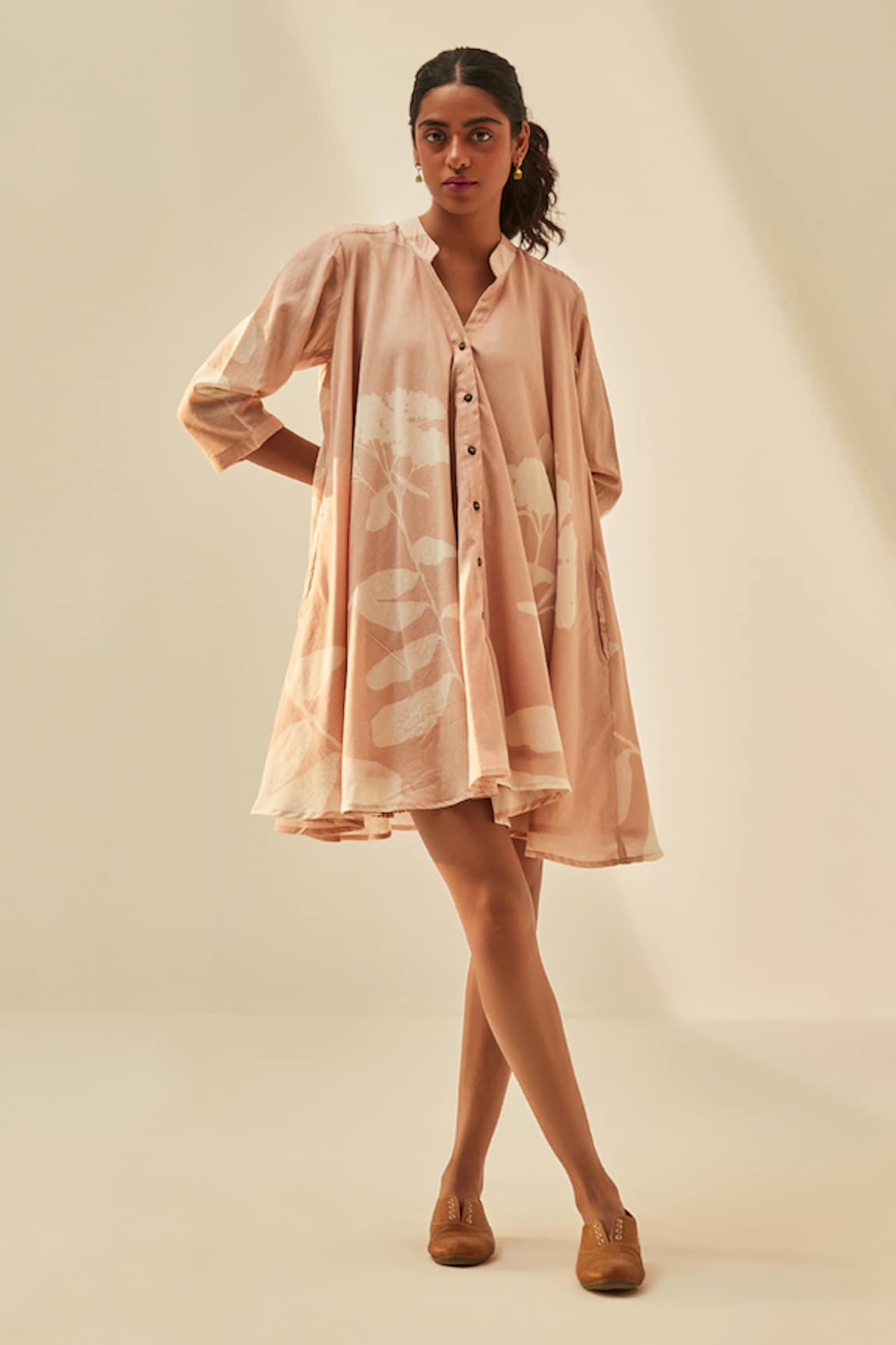 Kharakapas Leaf Print Shirt Dress