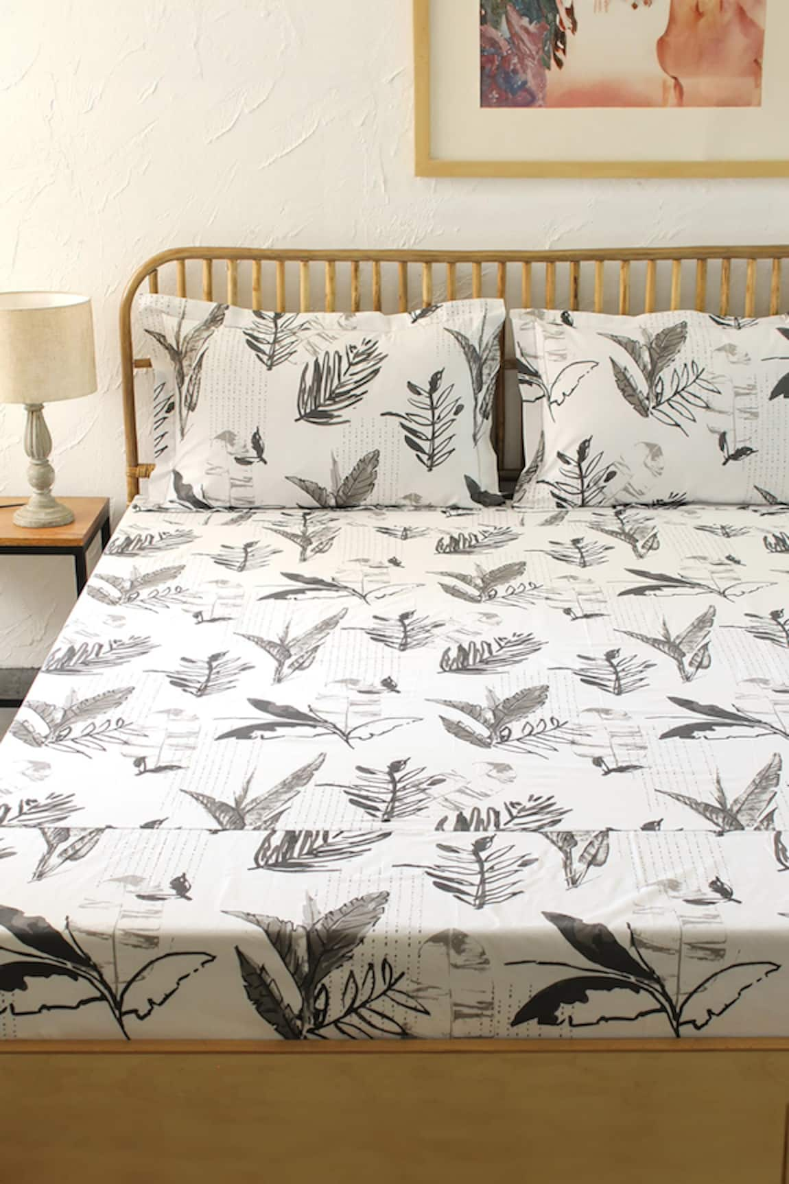 House This Vanam Leaf Print Fitted Bedsheet Set