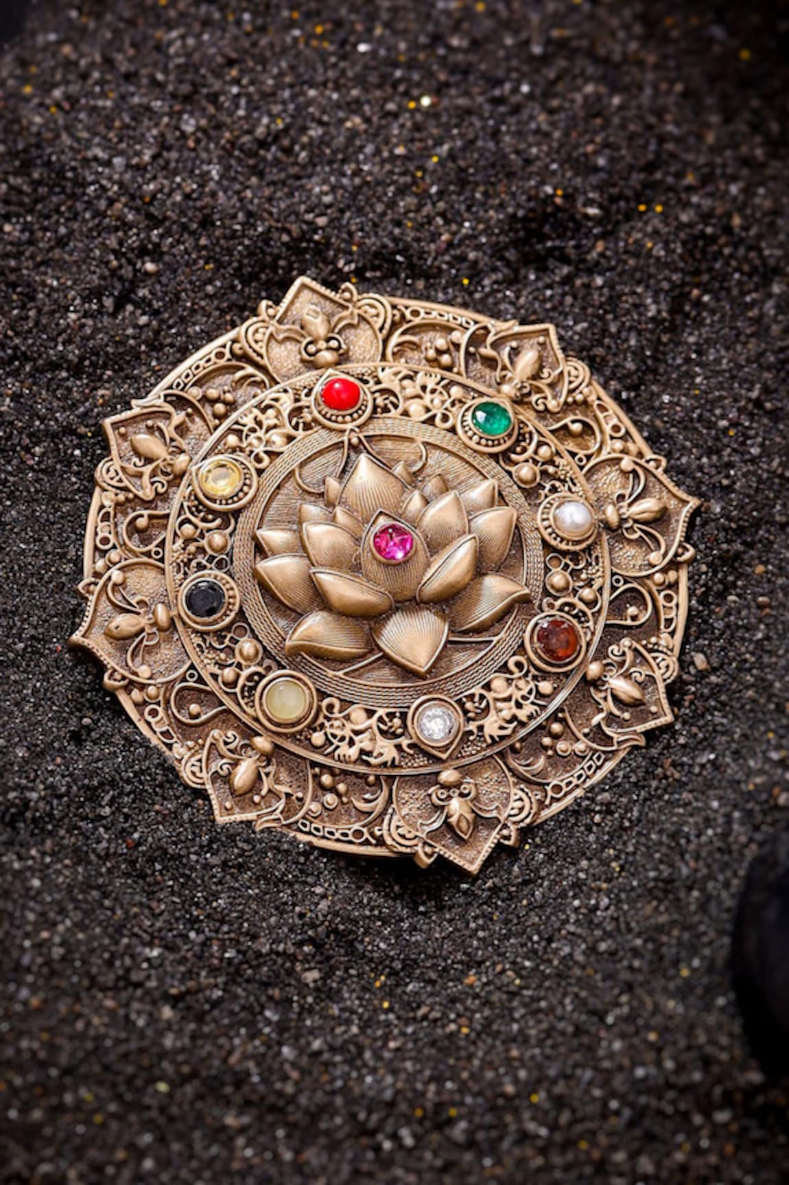 Cosa Nostraa Lotus Beauty Brooch