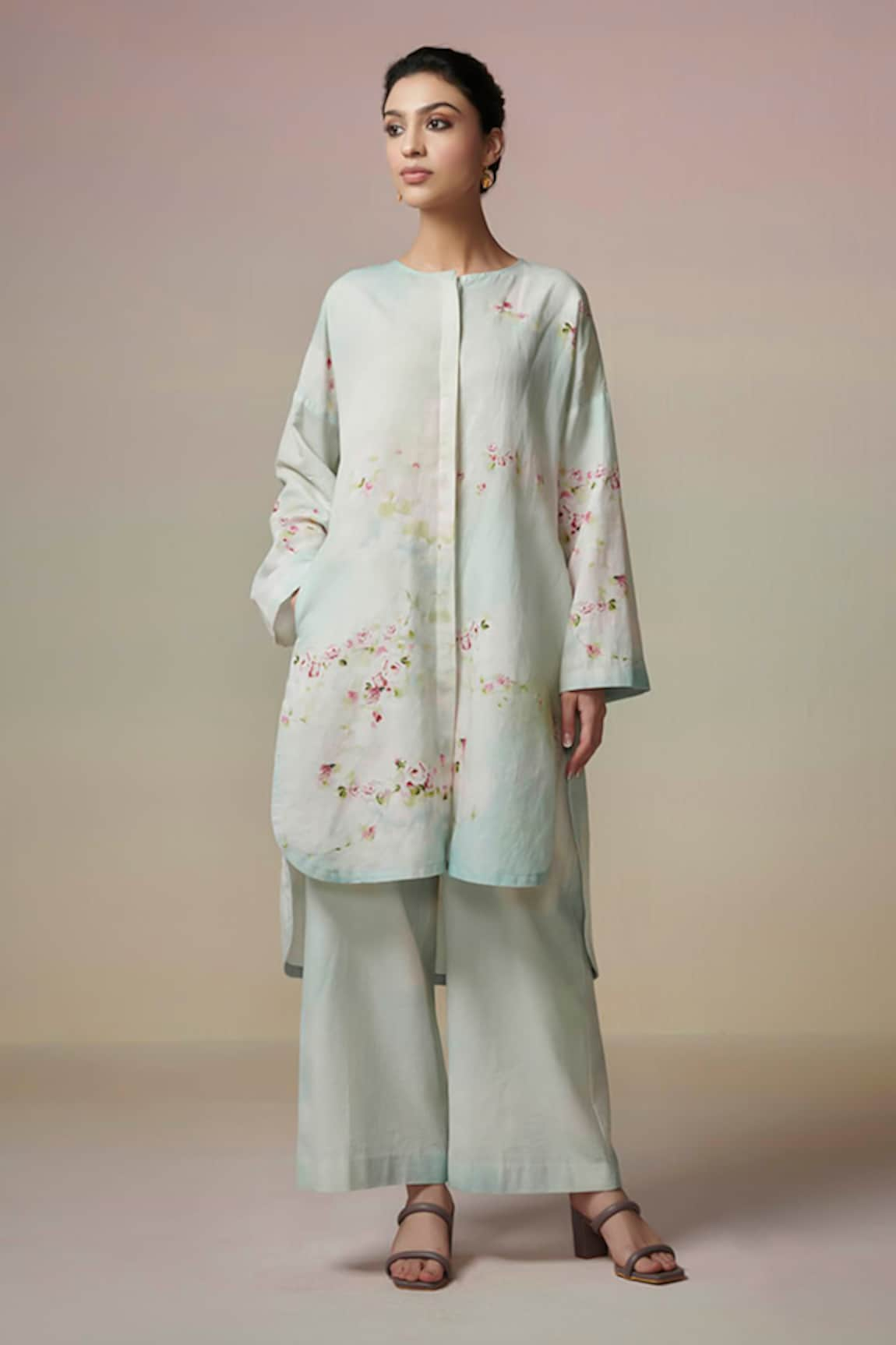 Dressfolk Whimsical Garden Floral Print Kurta & Pant Set