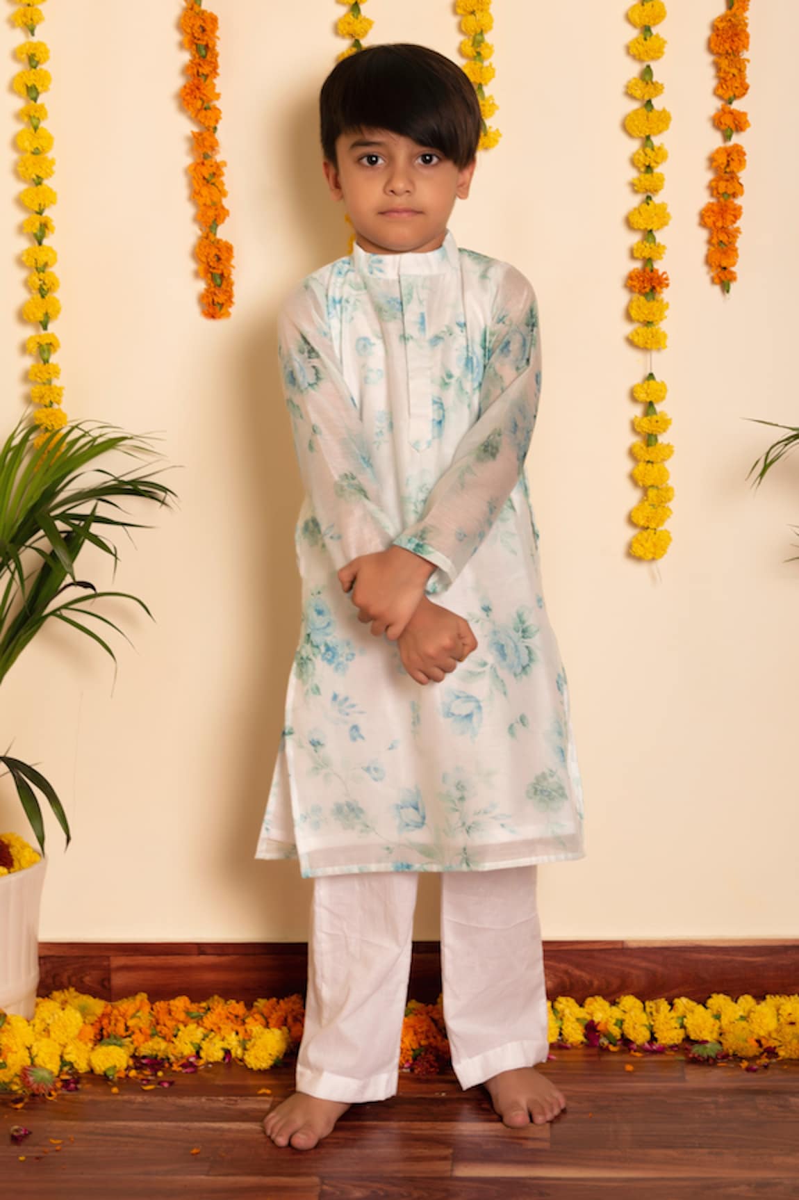 POMCHA JAIPUR Falak Floral Print Kurta With Pant