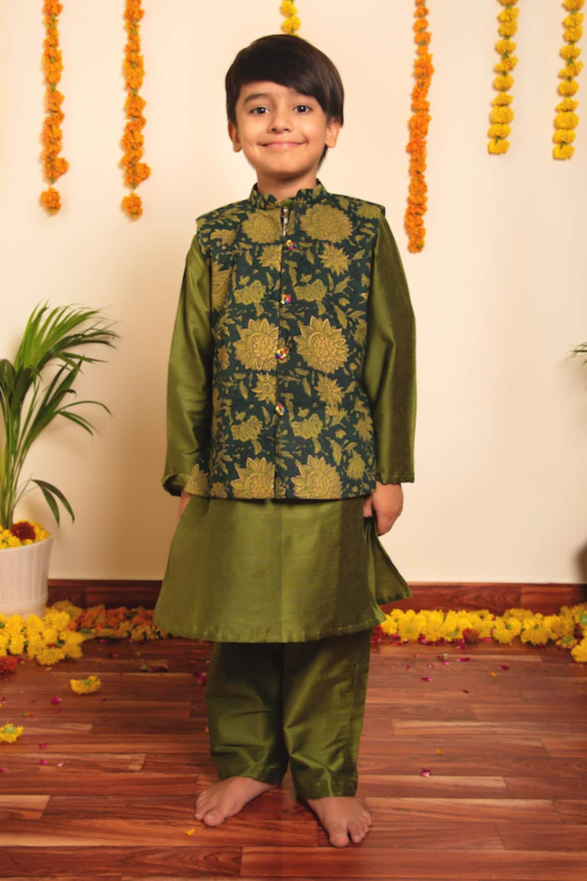 POMCHA JAIPUR Bachpan Idika Bundi With Kurta Set