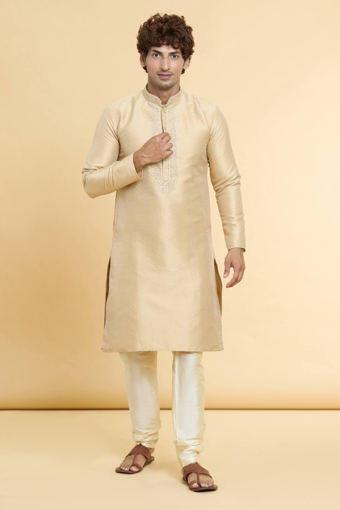 Arihant Rai Sinha Floral Pattern Placket Kurta 