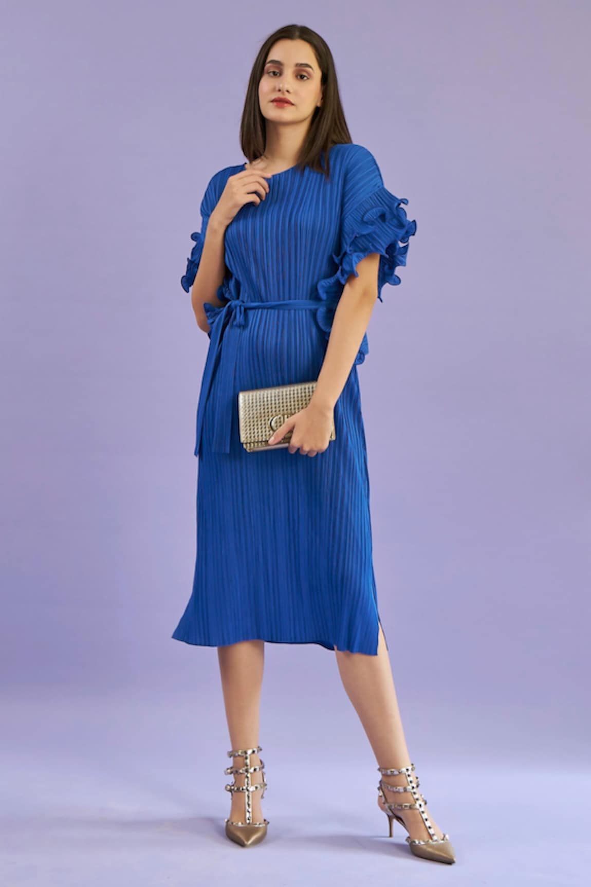 Tasuvure Rosalynn Ruffled Sleeve Dress