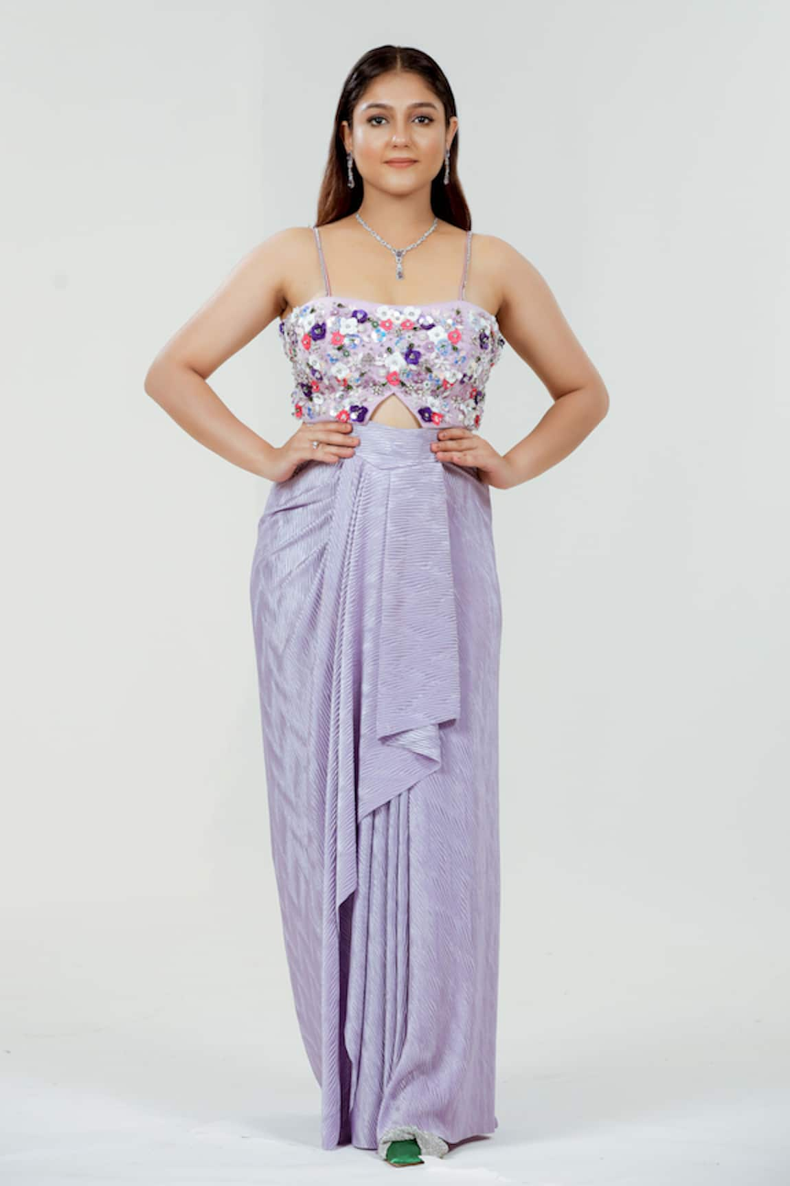 Ellemora fashions 
Lavender Pleated Skirt Set