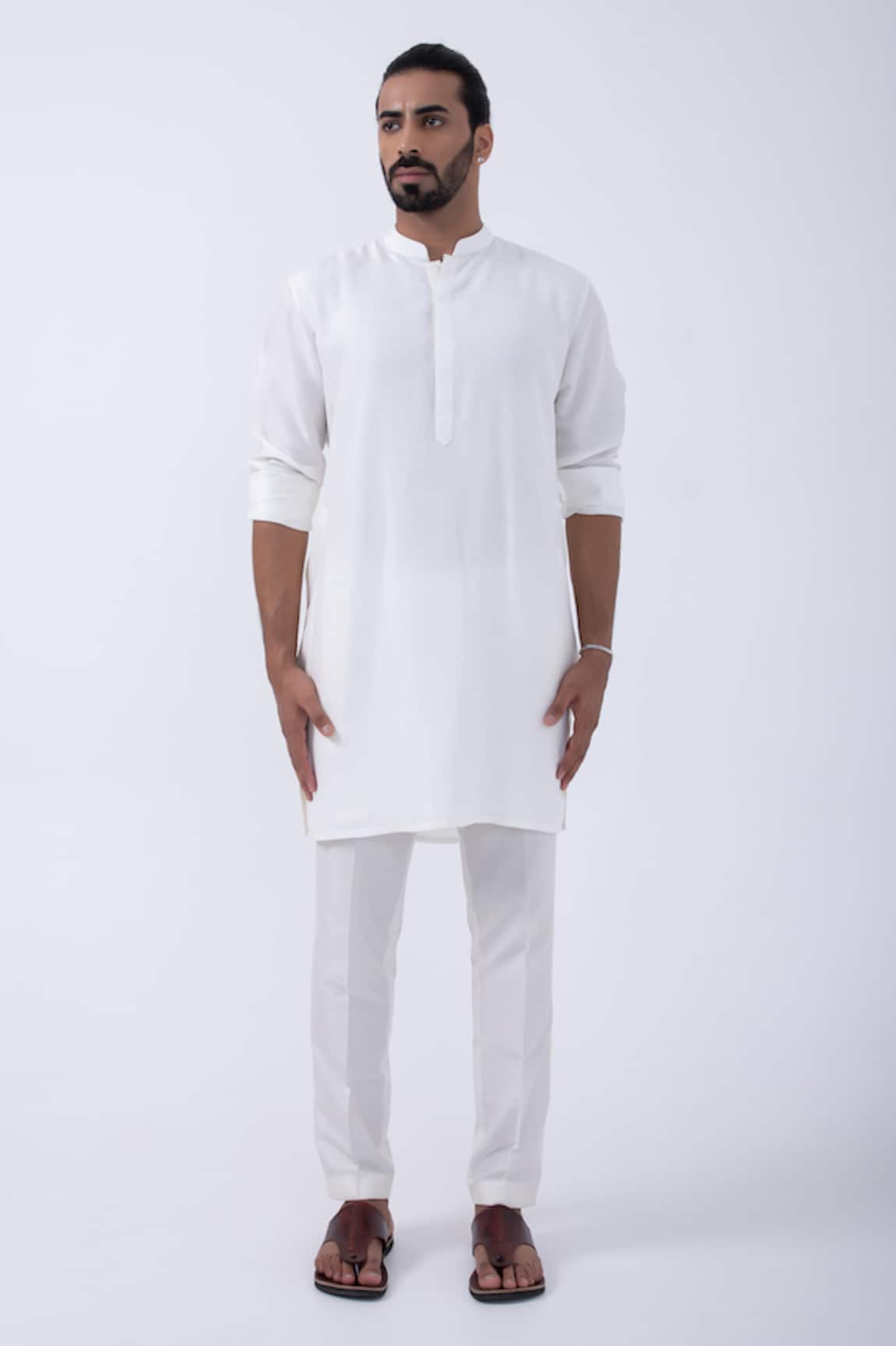 KAKA CALCUTTA Solid Kurta & Pyjama Set