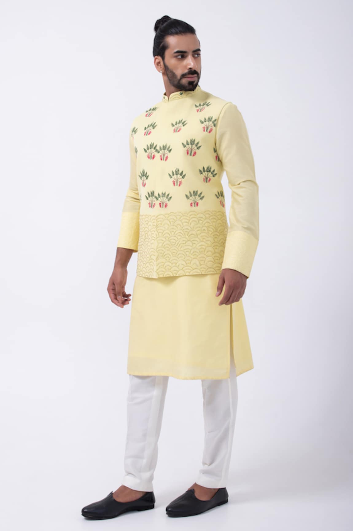 KAKA CALCUTTA Cutdana Embroidered Bundi Jacket