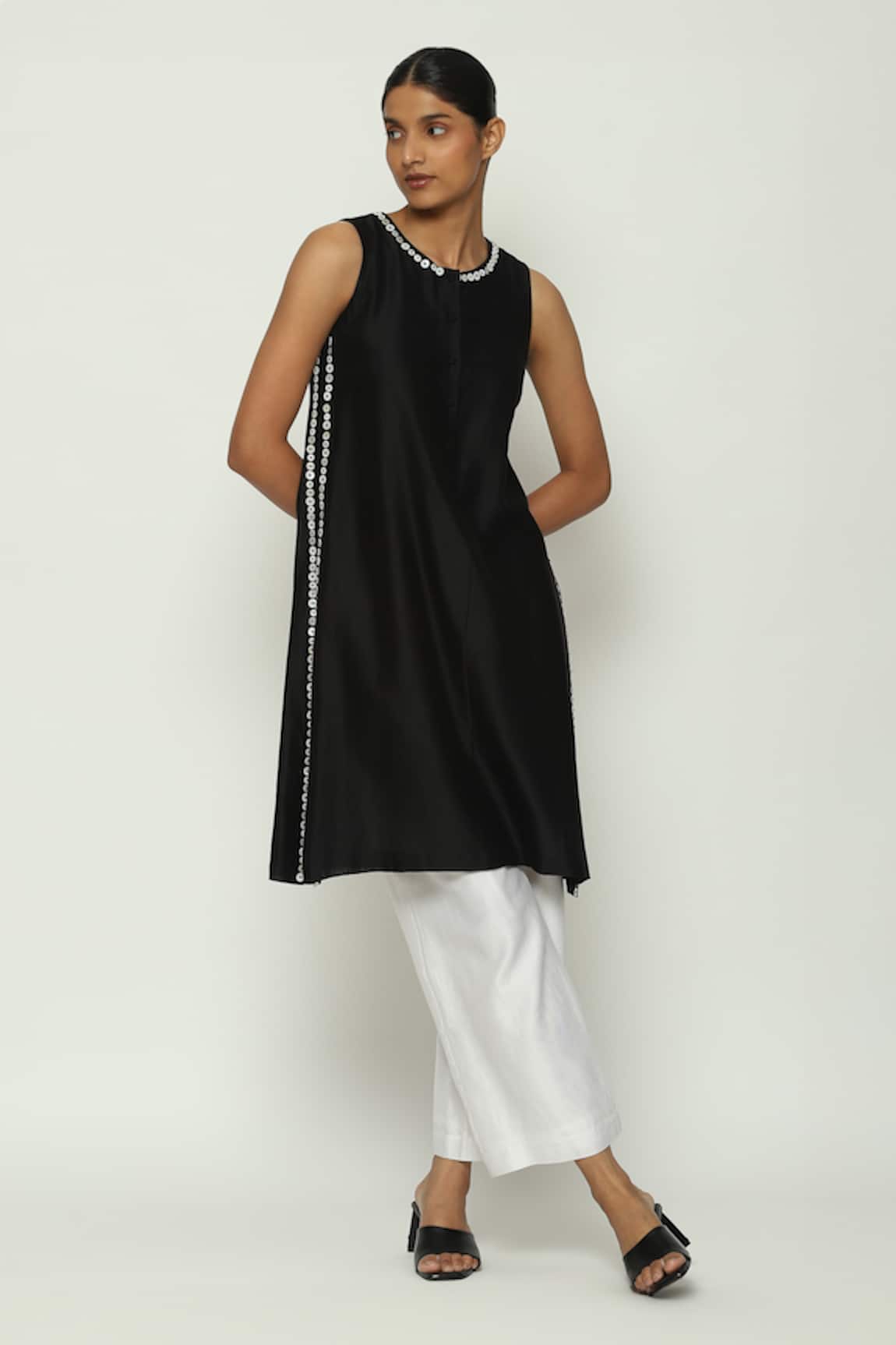 Abraham & Thakore Mother Of Pearl Button Border Embroidered Kurta