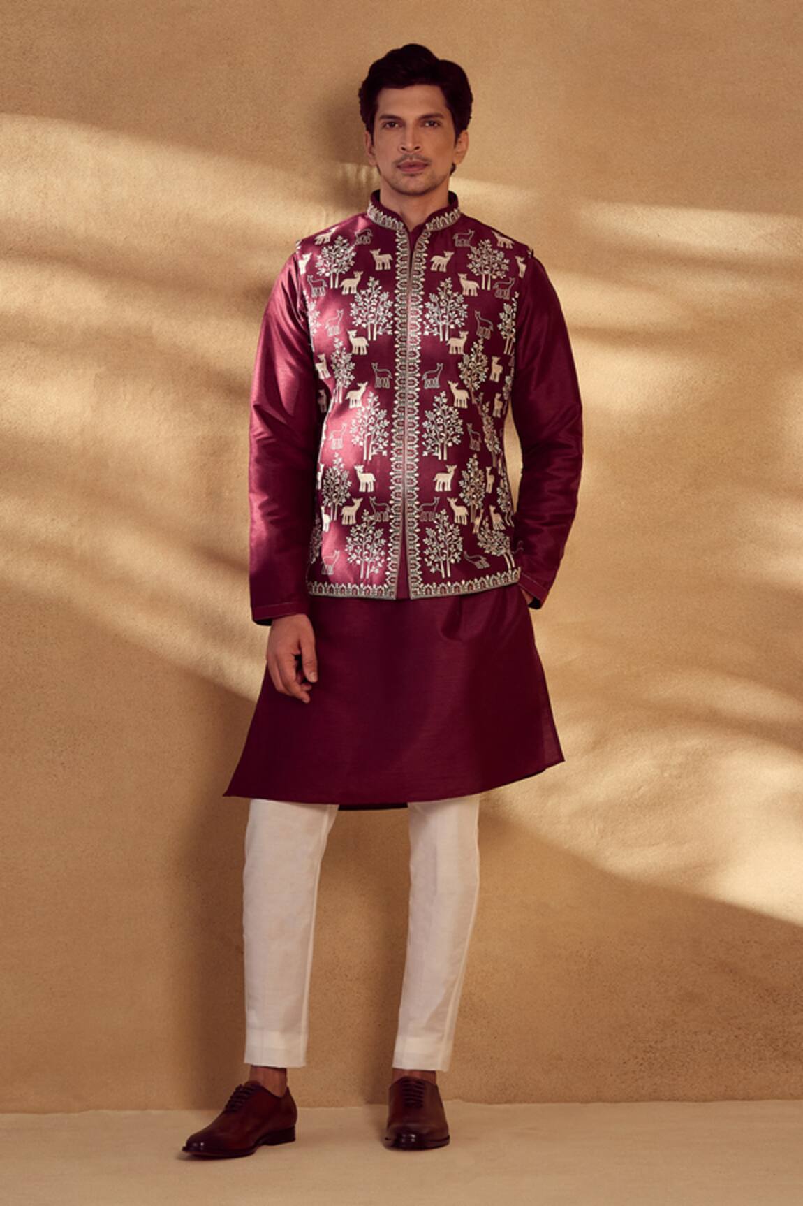 Aariyana Couture Animal Pattern Maroon Bundi Kurta Set 
